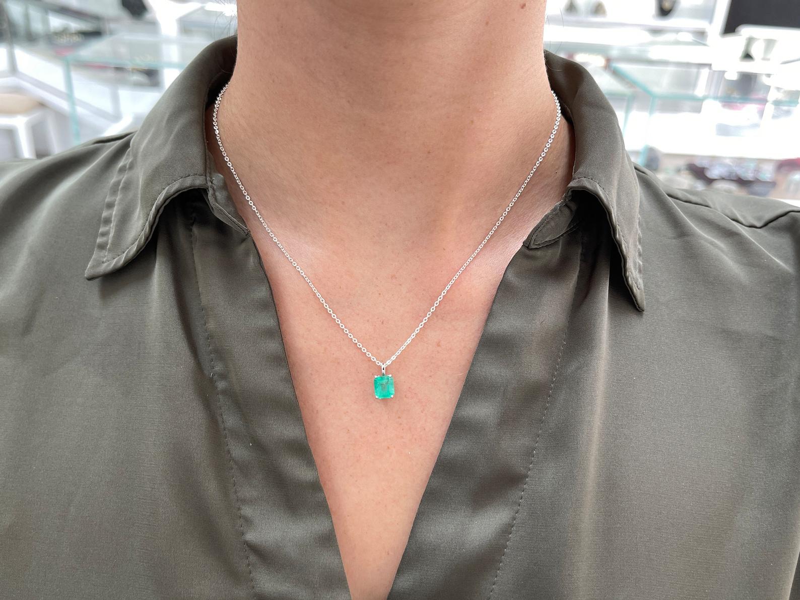 1.98cts 14K Vivid Medium Green Colombian Emerald Cut Solitaire Gold Pendant For Sale 2
