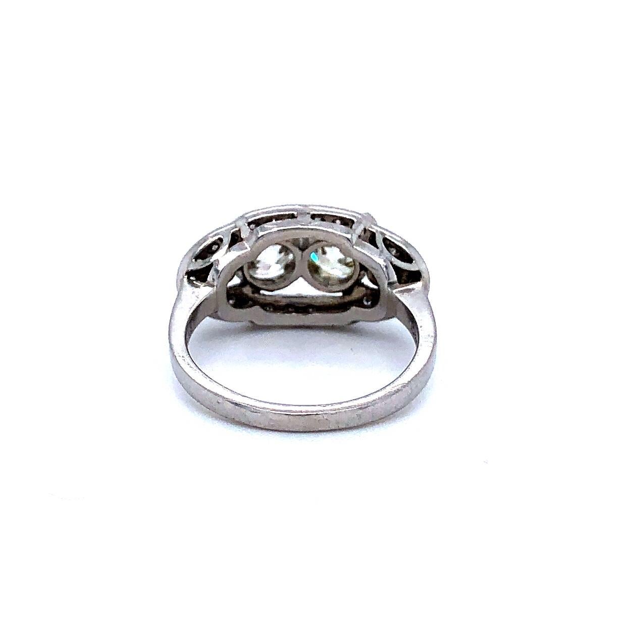 Women's 1.98 Carat Vintage Diamonds Ring Platinum