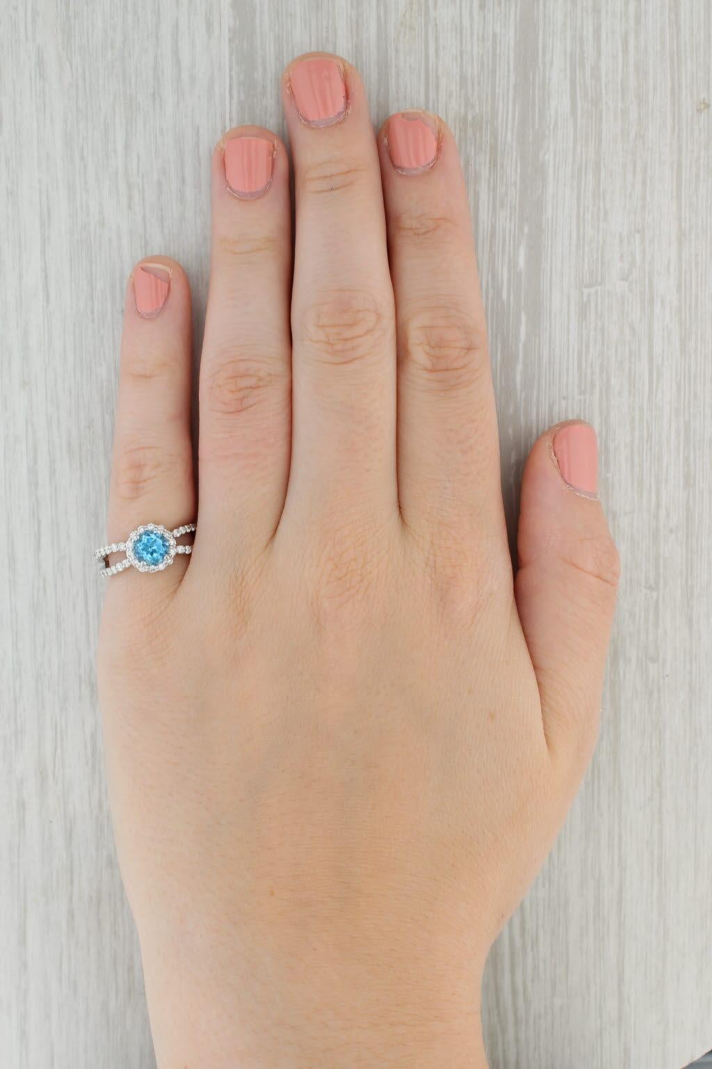 1.98ctw Anillo Halo de Diamantes Topacio Azul Oro Blanco 14k Talla 6.5 Compromiso en venta 3
