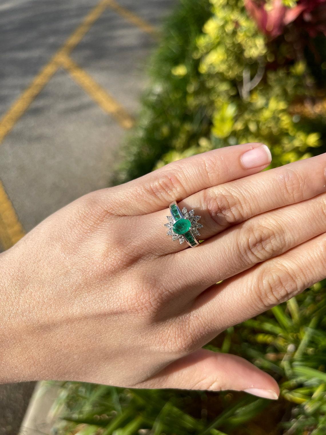 1.98tcw 14K Colombian Emerald-Oval Cut & Diamond Cluster Statement Ring In New Condition For Sale In Jupiter, FL