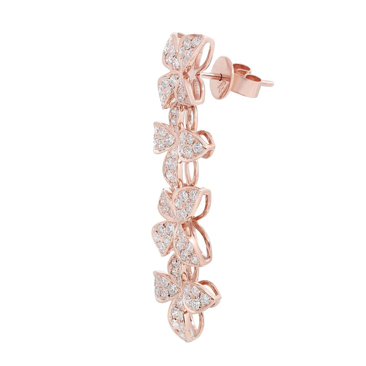 Moderne Boucles d'oreilles pendantes fleur en or rose 18 carats 1,99 carat de diamant en vente