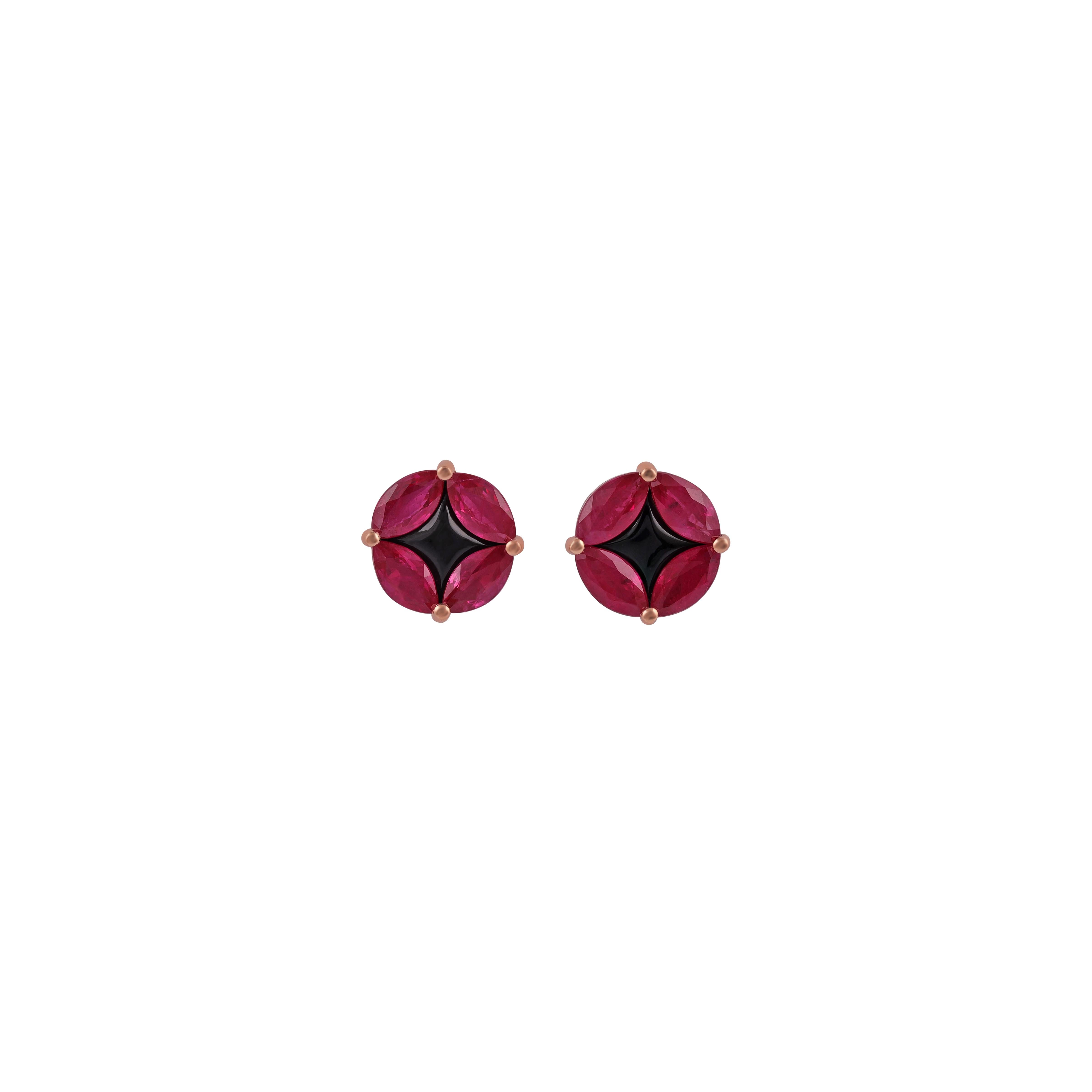 Magnificent ruby, Black onyx Earring studs. 

Ruby: 1.99 carats
Black onyx - 0.76 carat
Rose Gold - 3.45gm

