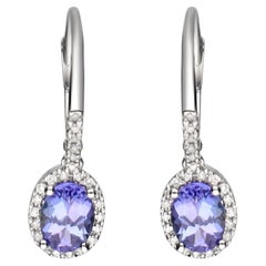 Boucle d'oreille classique en or blanc 14 carats Tanzanite taille ovale de 1,99 carat et diamant