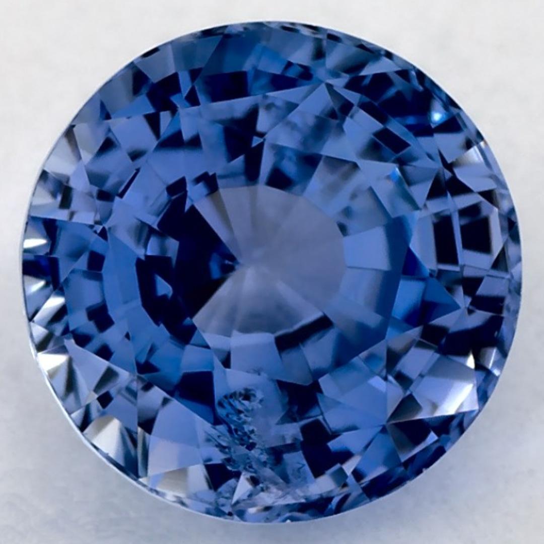 Ein sehr wertvoller September-Geburtsstein mit einer bezaubernden blauen Farbe. Man glaubt, dass sie dem Leben Glück und Reichtum bringen.

Entdecken Sie die lebendige Kollektion von Smaragden, Rubinen und Saphiren in unserem Geschäft, die als lose