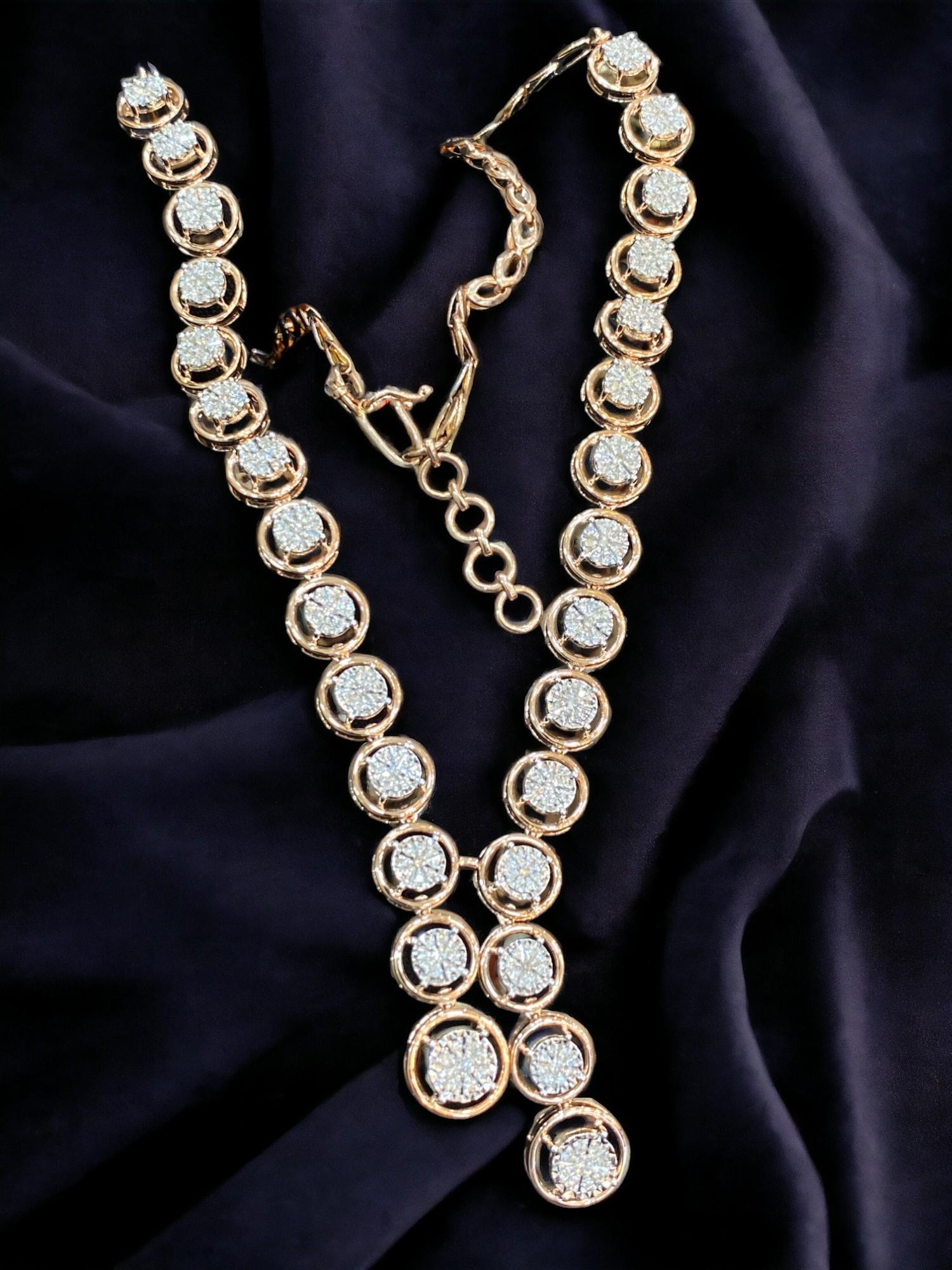 Contemporaneo 1,99 carati F/VS1 Diamanti rotondi taglio Brilliante Collana a linea singola in oro rosa 14K in vendita