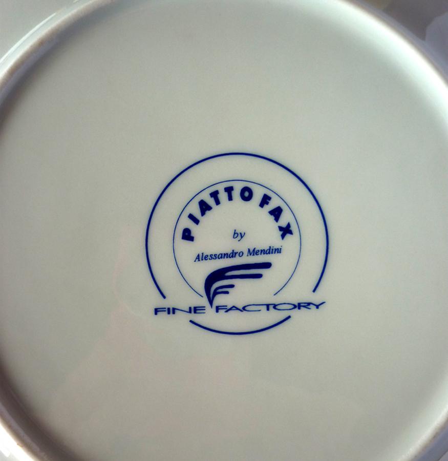 1990 Alessandro Mendini Fax Corradi Rasulo Piatto in ceramica di design italiano In condizioni ottime in vendita a Brescia, IT