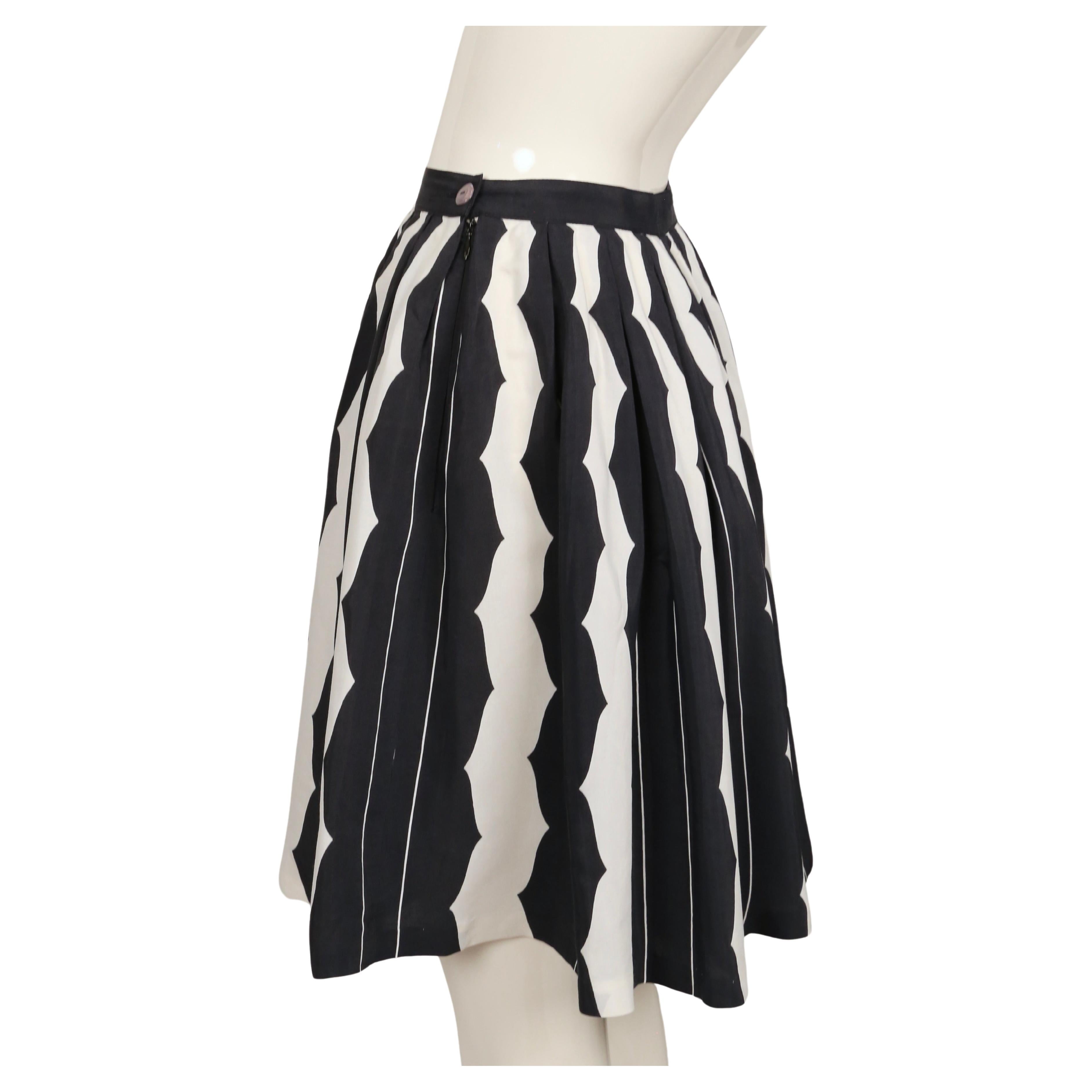 AZZEDINE ALAÏA jupe de défilé imprimée bleu marine profond 1990 en vente 1
