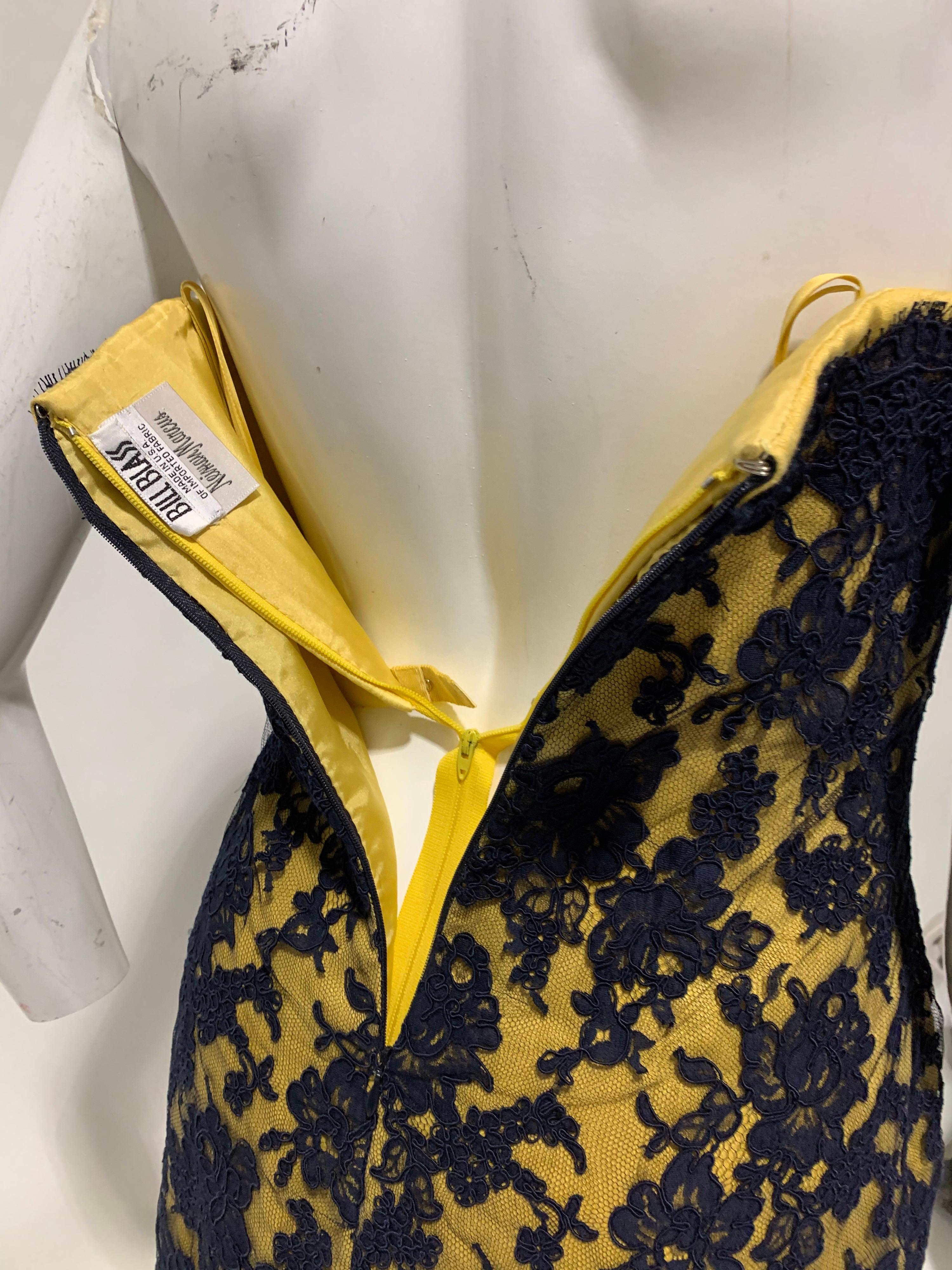 1990 Bill Blass Butter Yellow Cotton Twill & Navy Blue French Lace Mini Dress For Sale 7