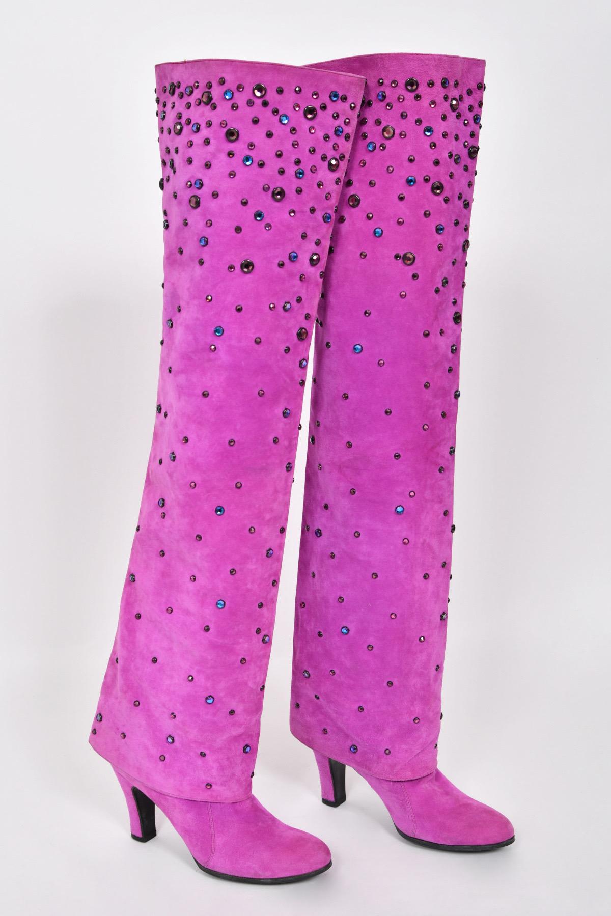 1990 Bob Mackie for Cher Signed Studded Fuchsia Suede Motorcycle Jacket & Boots For Sale 11