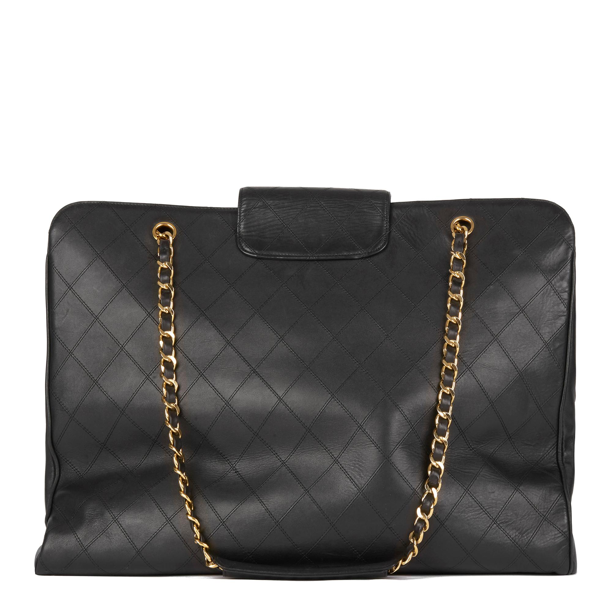 1990 Chanel Black Quilted Lambskin Leather Vintage Jumbo XL Supermodel Tote In Good Condition In Bishop's Stortford, Hertfordshire