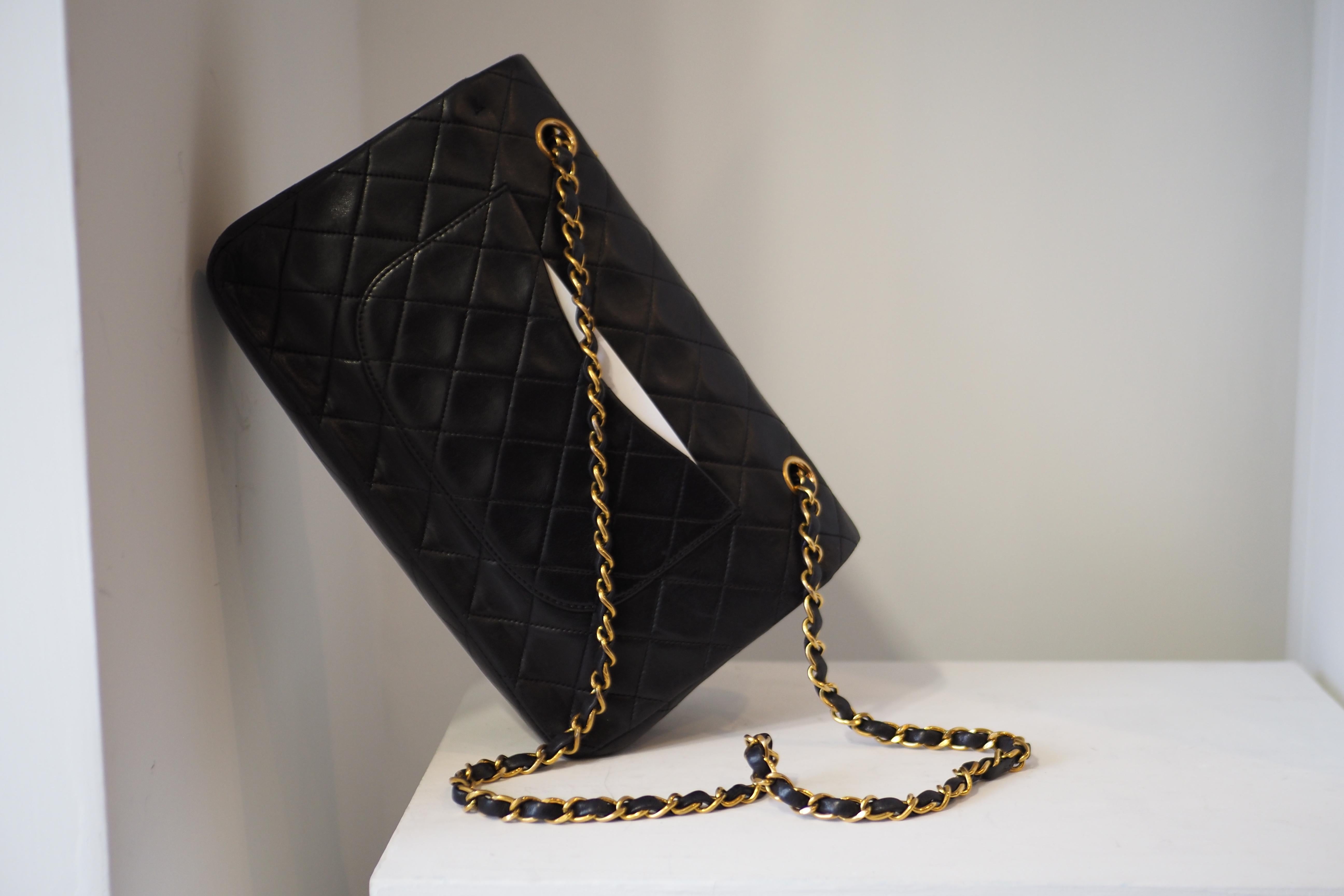 1990 Chanel zeitlose 2.55 Umhängetasche im Angebot 7