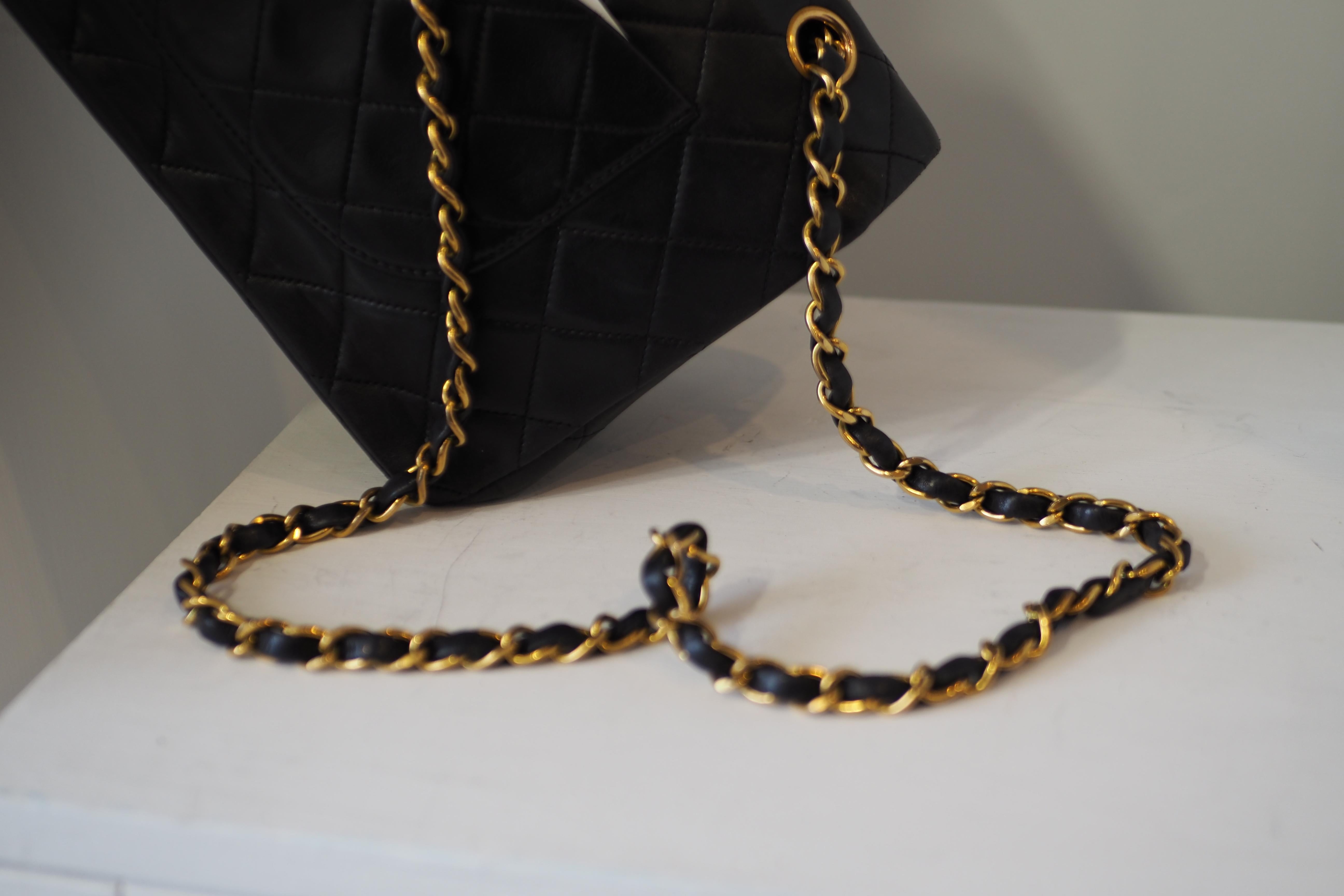 1990 Chanel zeitlose 2.55 Umhängetasche im Angebot 8