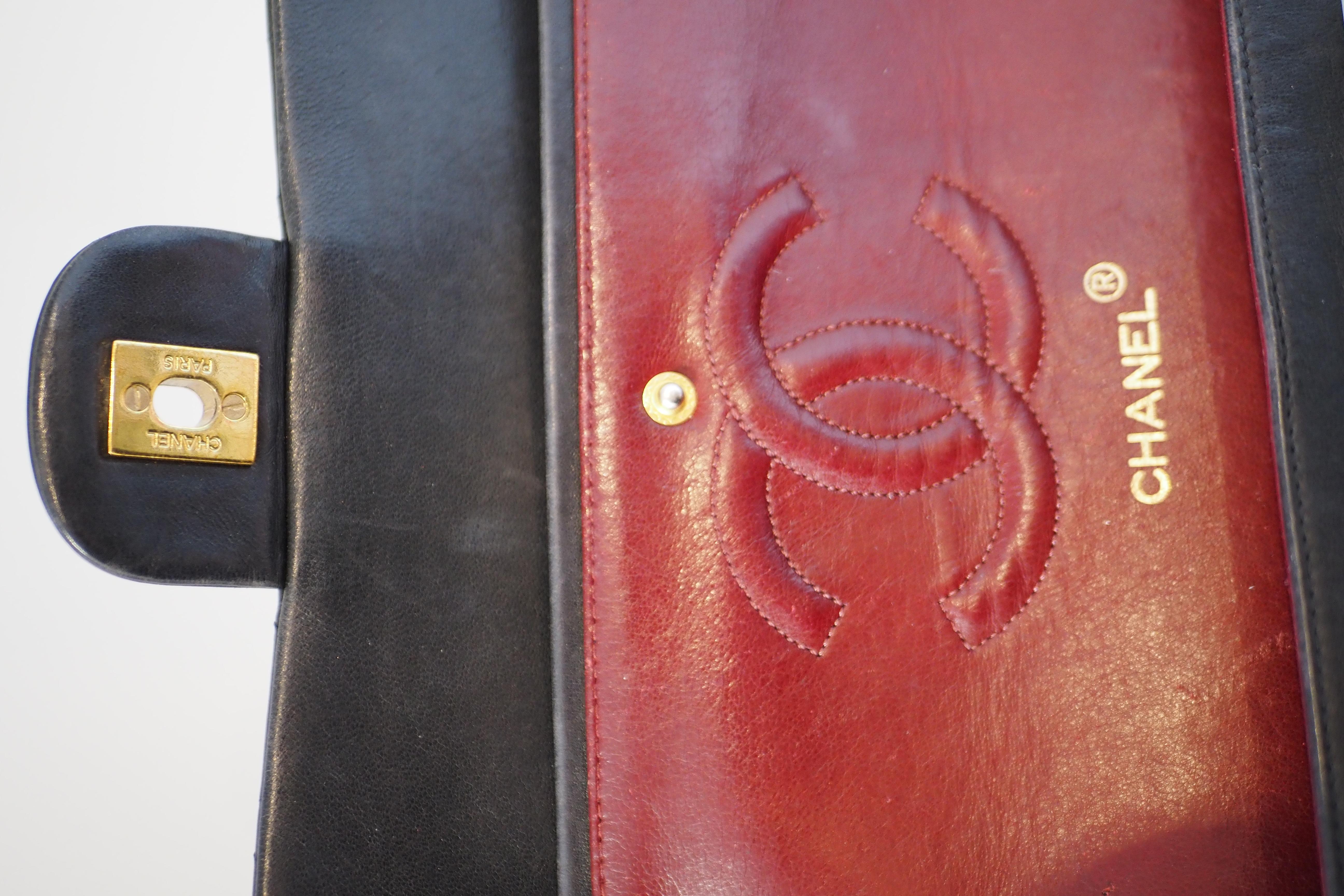 1990 Chanel zeitlose 2.55 Umhängetasche im Angebot 9