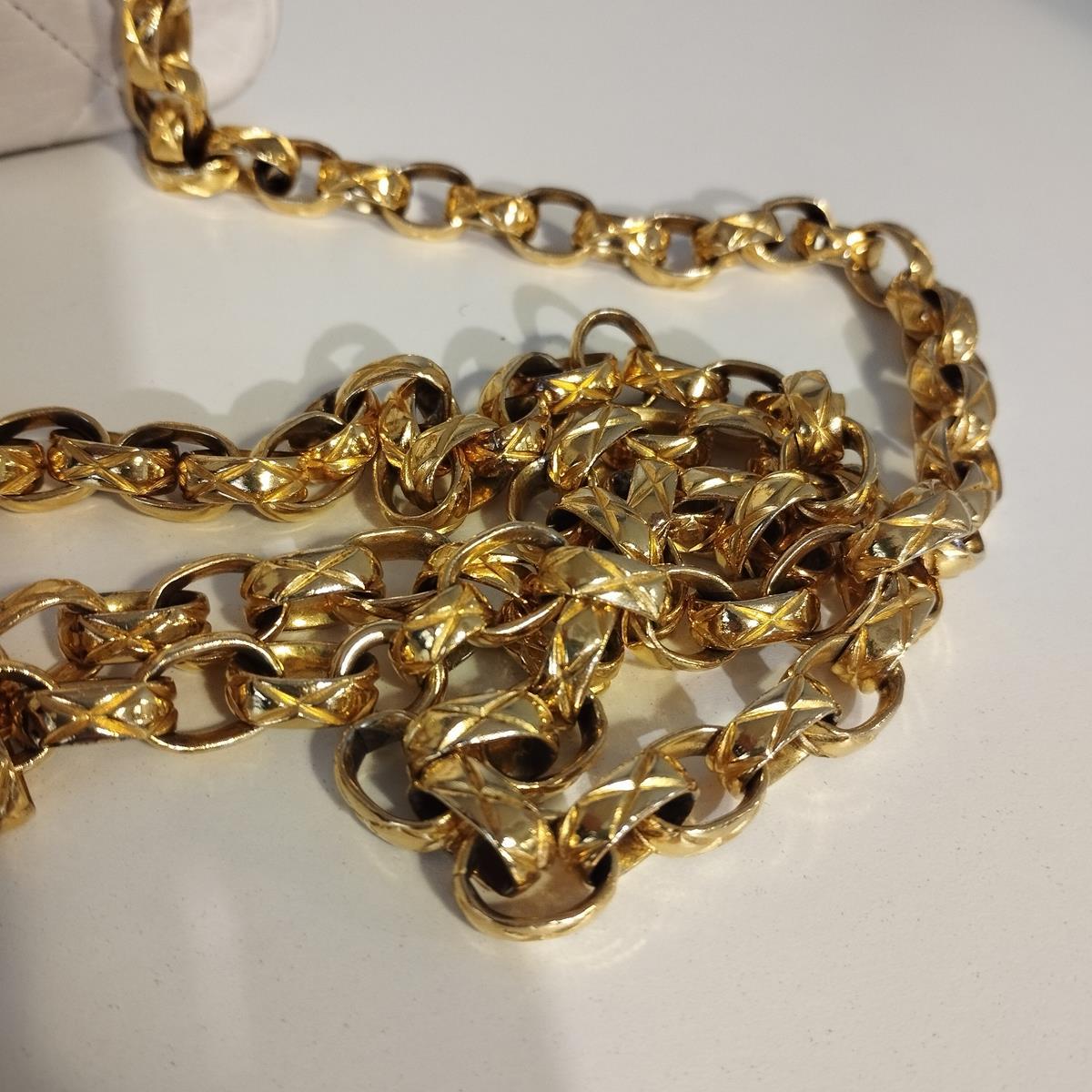 1990 Chanel White Vintage Purse 1