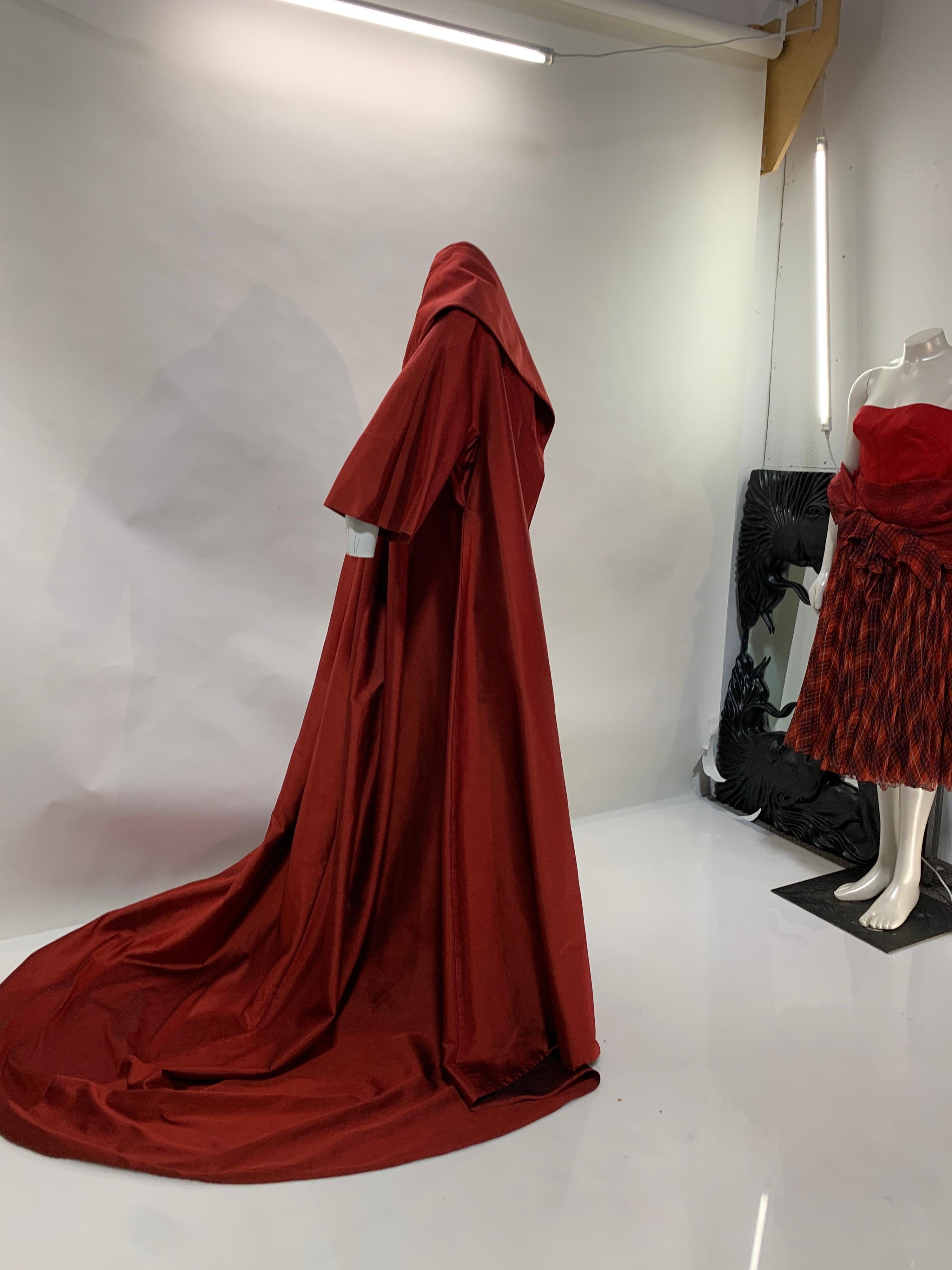 1990 Dior by Gianfranco Ferre Red Changeant Silk Taffeta Opera Coat w/ Train 8
