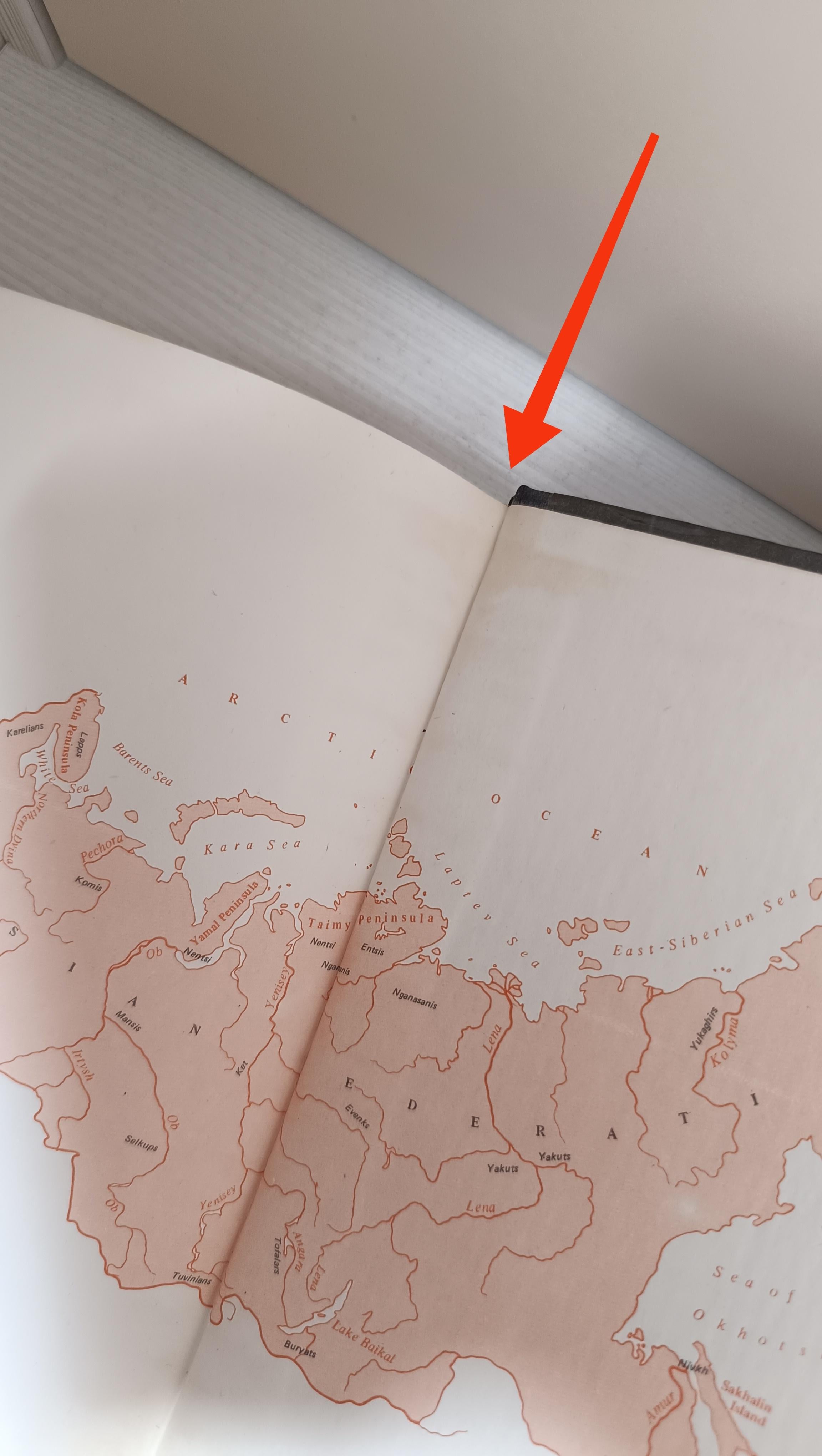 1990 Contes populaires de Russie  Olga Sharze et publié par Raduga Publishing en vente 12