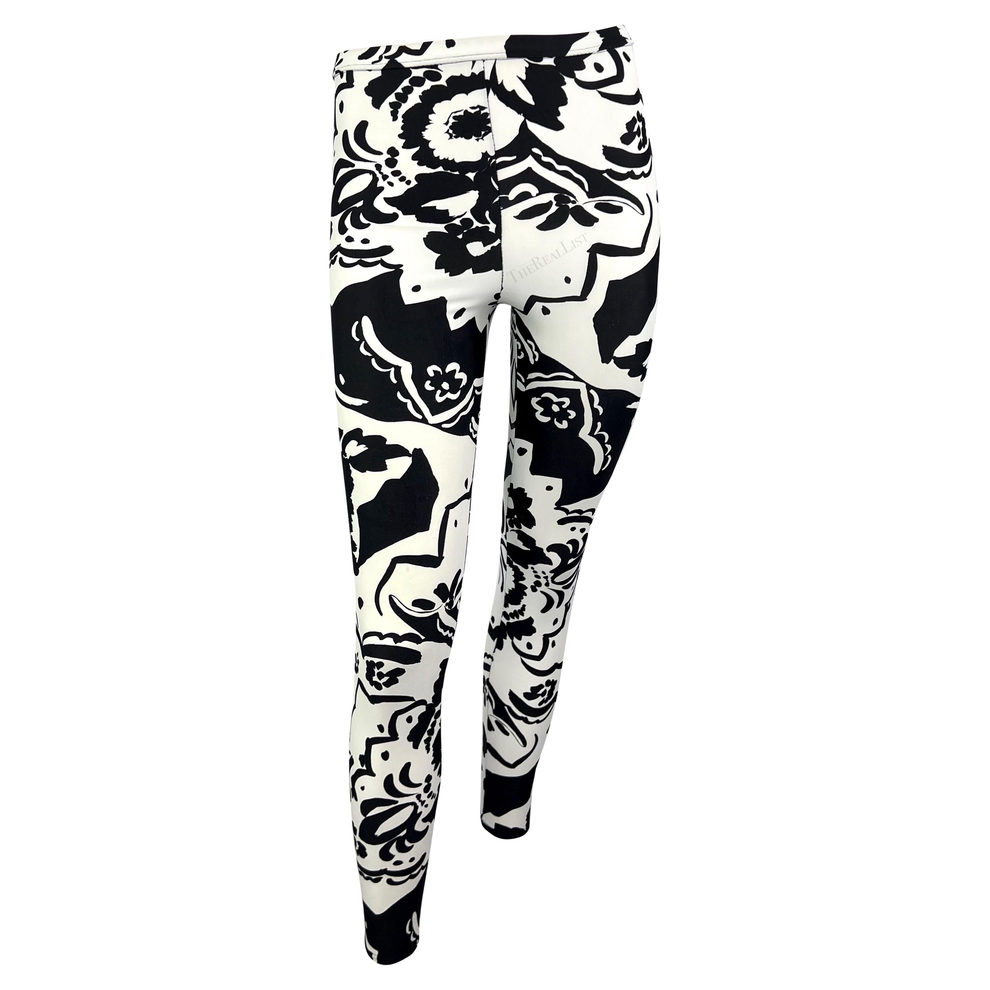 1990 Gianni Versace Black White Abstract Floral Leggings Tights For Sale