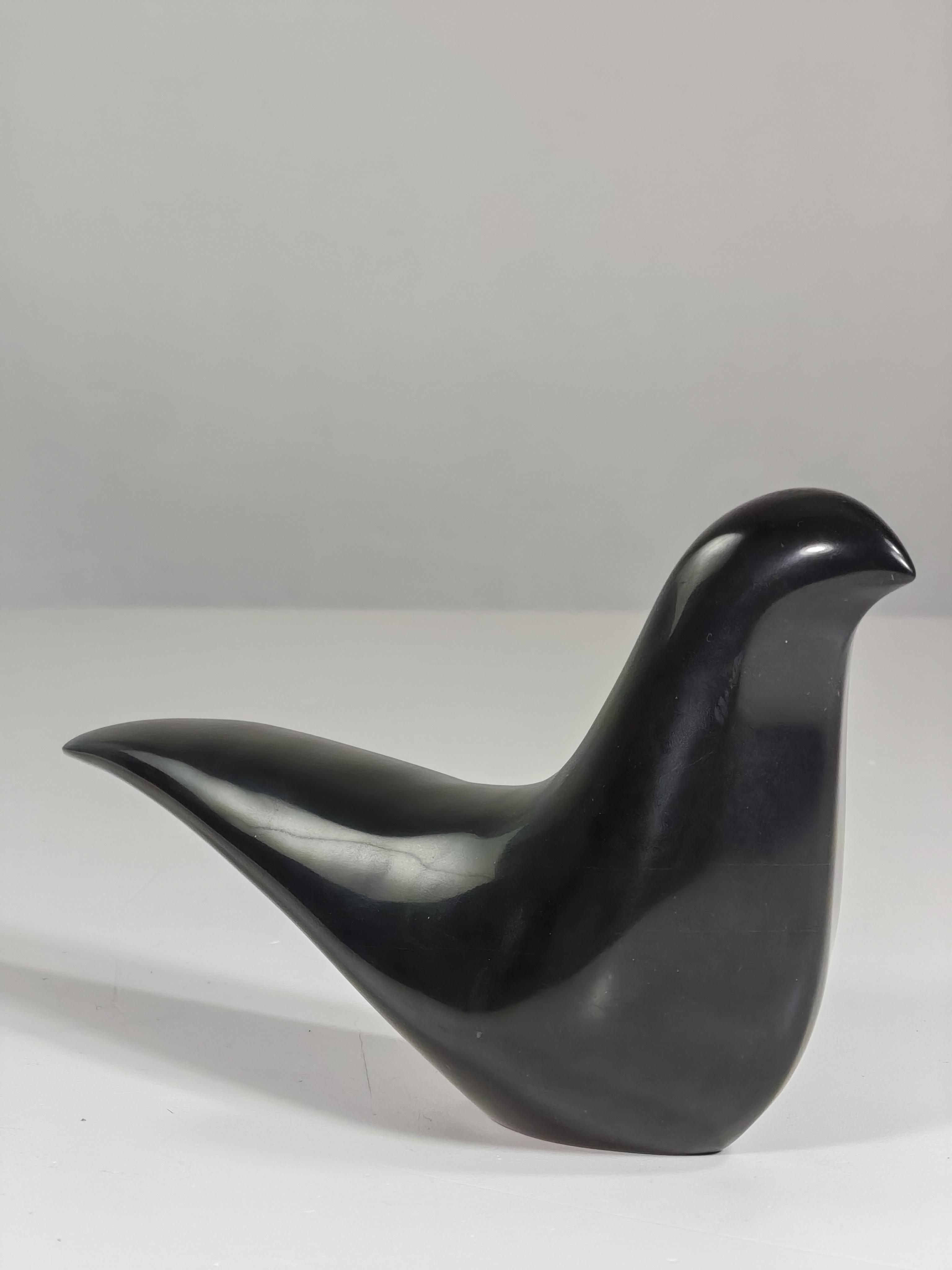 1990 Giulio Lazzotti Mageia, Vogelskulptur aus schwarzem Marmor, italienisches Design (Italienisch) im Angebot