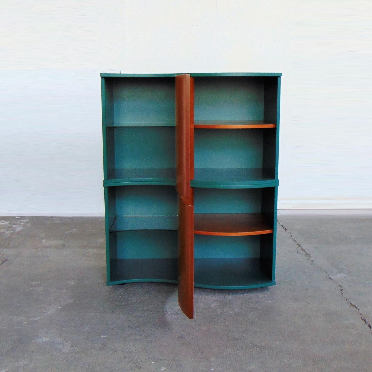 Wood Bookshelf by Sormani for Roche Bobois Green Lacquer and Stained Cherrywood, 1990 For Sale
