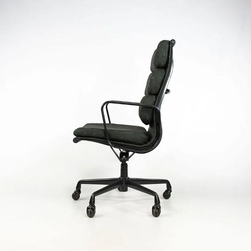 1990 Herman Miller Eames Soft Pad Executive Desk Chair w Dark Postmodern Fabric In Good Condition For Sale In Philadelphia, PA