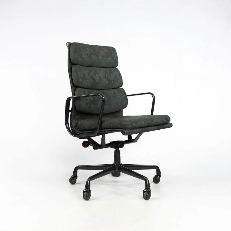 Fin du 20e siècle Chaise de bureau Eames Soft Pad avec tissu postmoderne foncé Herman Miller, 1990 en vente