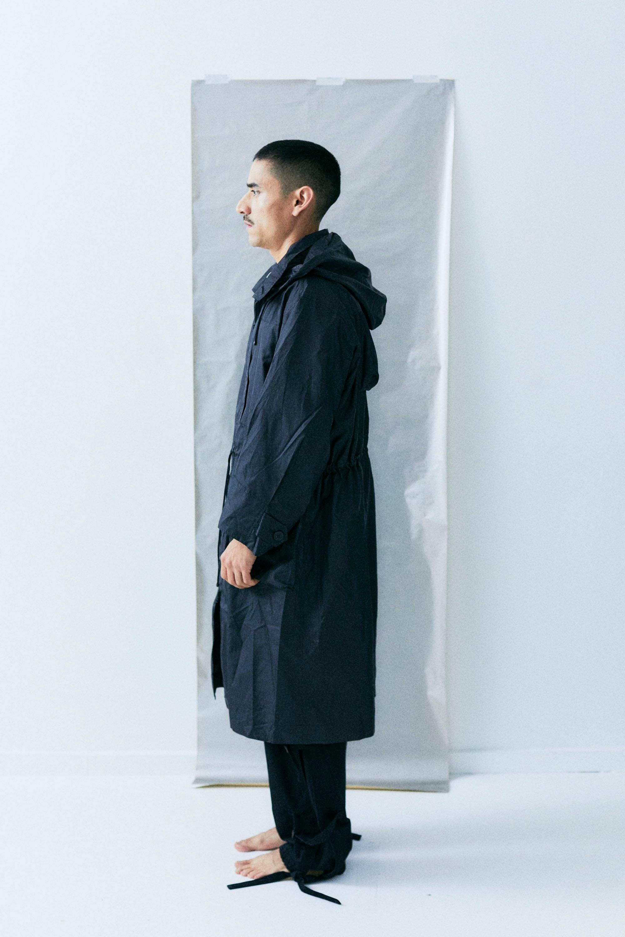 1990 Issey Miyake Wind Coat In Excellent Condition For Sale In London, GB