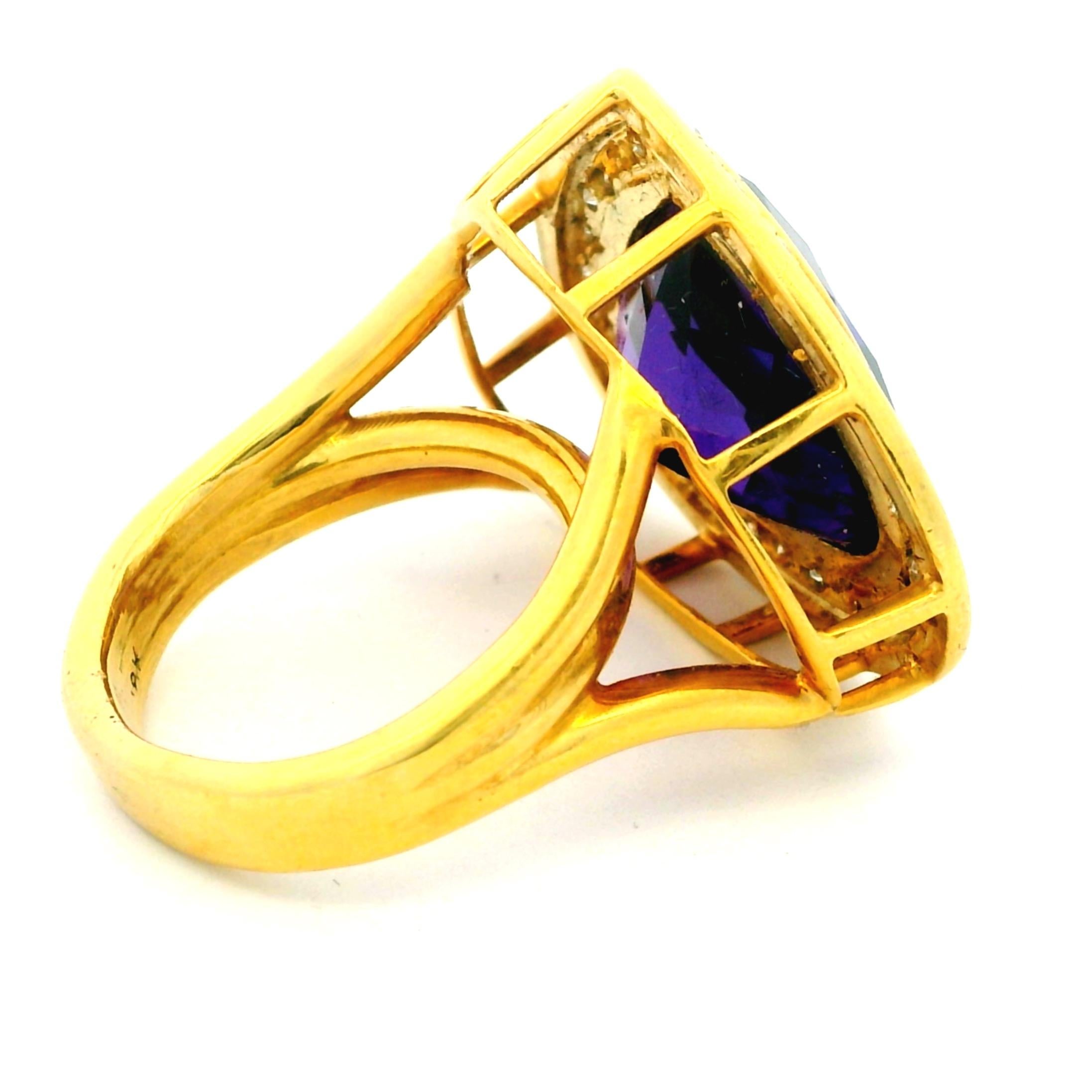1990 Bague italienne en or 18K avec améthyste en forme de cœur et diamant de 1,25 carat Unisexe en vente