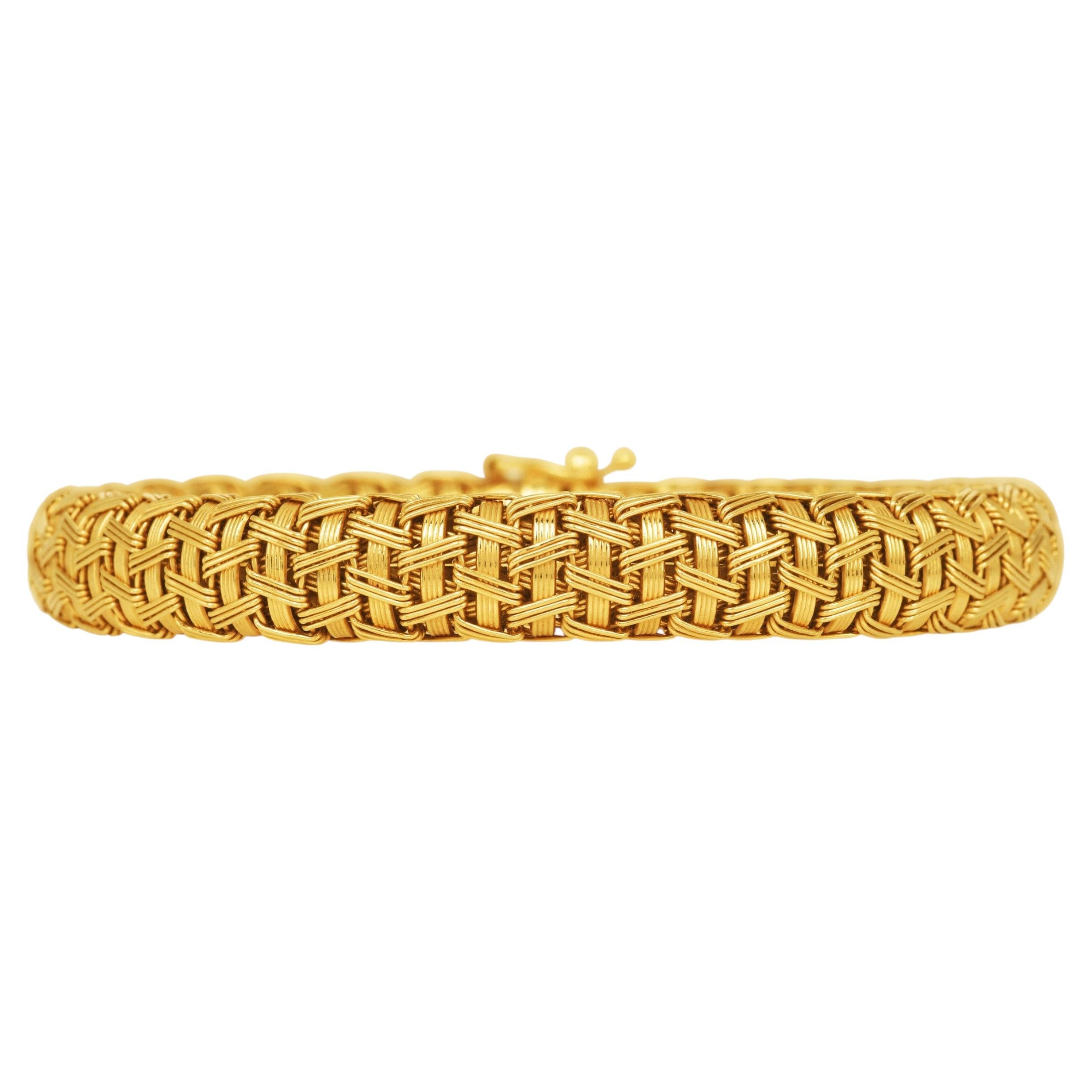 1990 Italian 18K Yellow Gold Woven Byzantine Link Bracelet