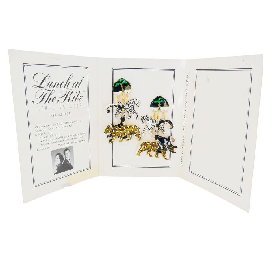 1990 Lunch At The Ritz Carte Du Jour African Animal Gold Silber Clip-Ohrringe im Zustand „Gut“ im Angebot in Beverly Hills, CA