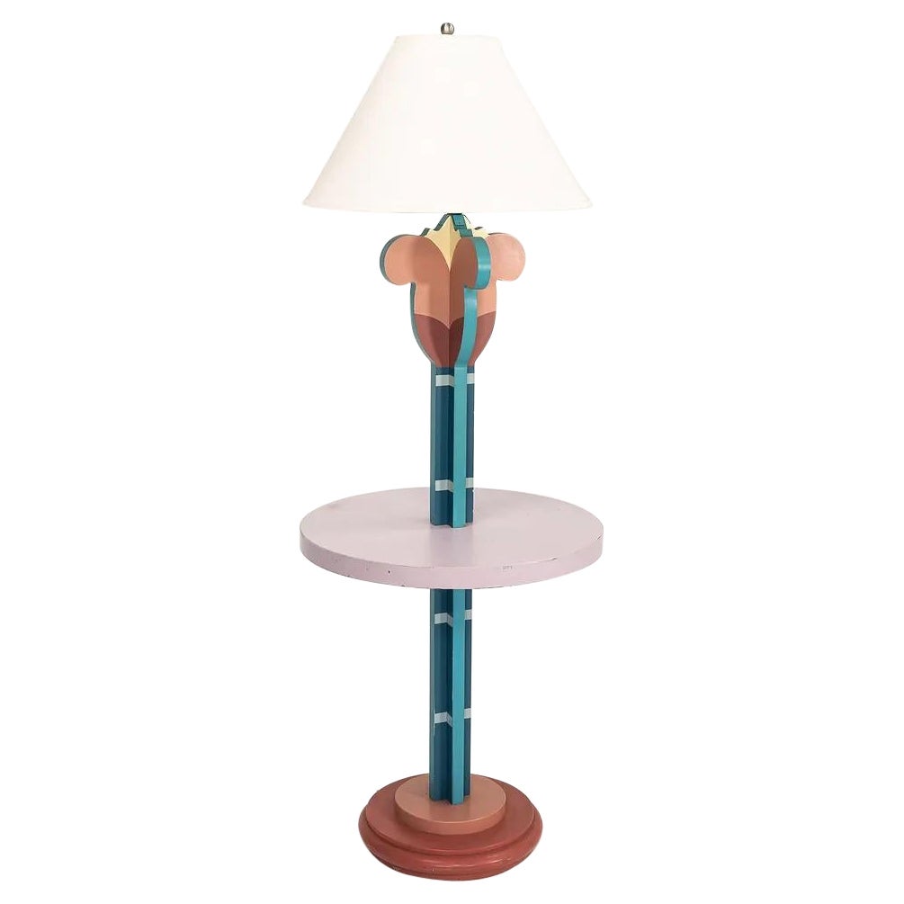 1990 Michael Graves Prototype de lampadaire Princesse pour l'hôtel Disney Swan en vente