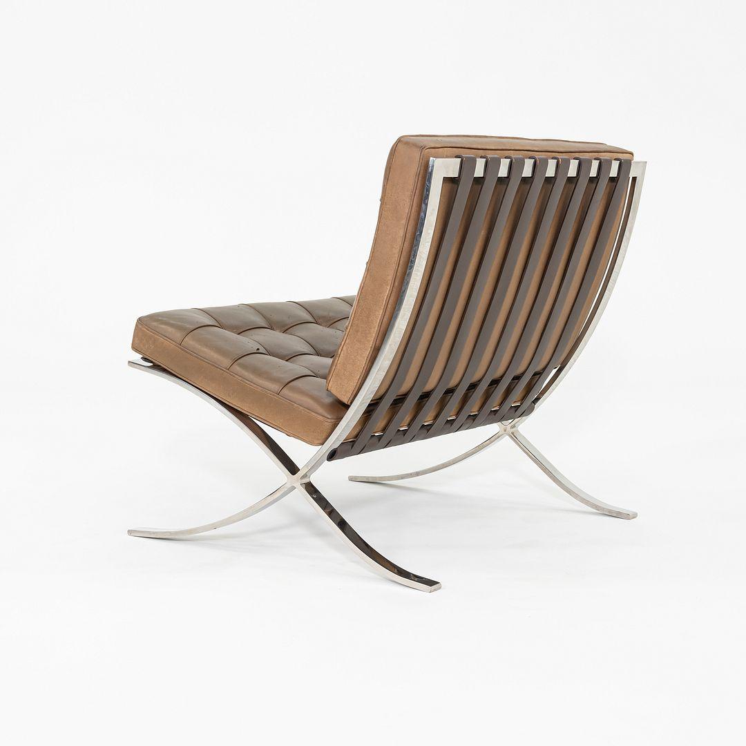 1990 Mies van der Rohe for Knoll Barcelona Lounge Chair in Tan Leather For Sale 3