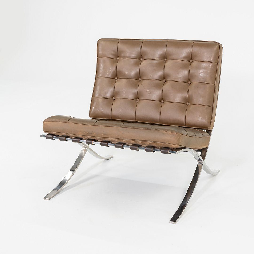 Modern 1990 Mies van der Rohe for Knoll Barcelona Lounge Chair in Tan Leather For Sale