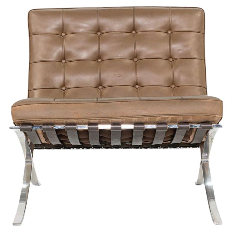 1990 Mies van der Rohe for Knoll Barcelona Lounge Chair in Tan Leather