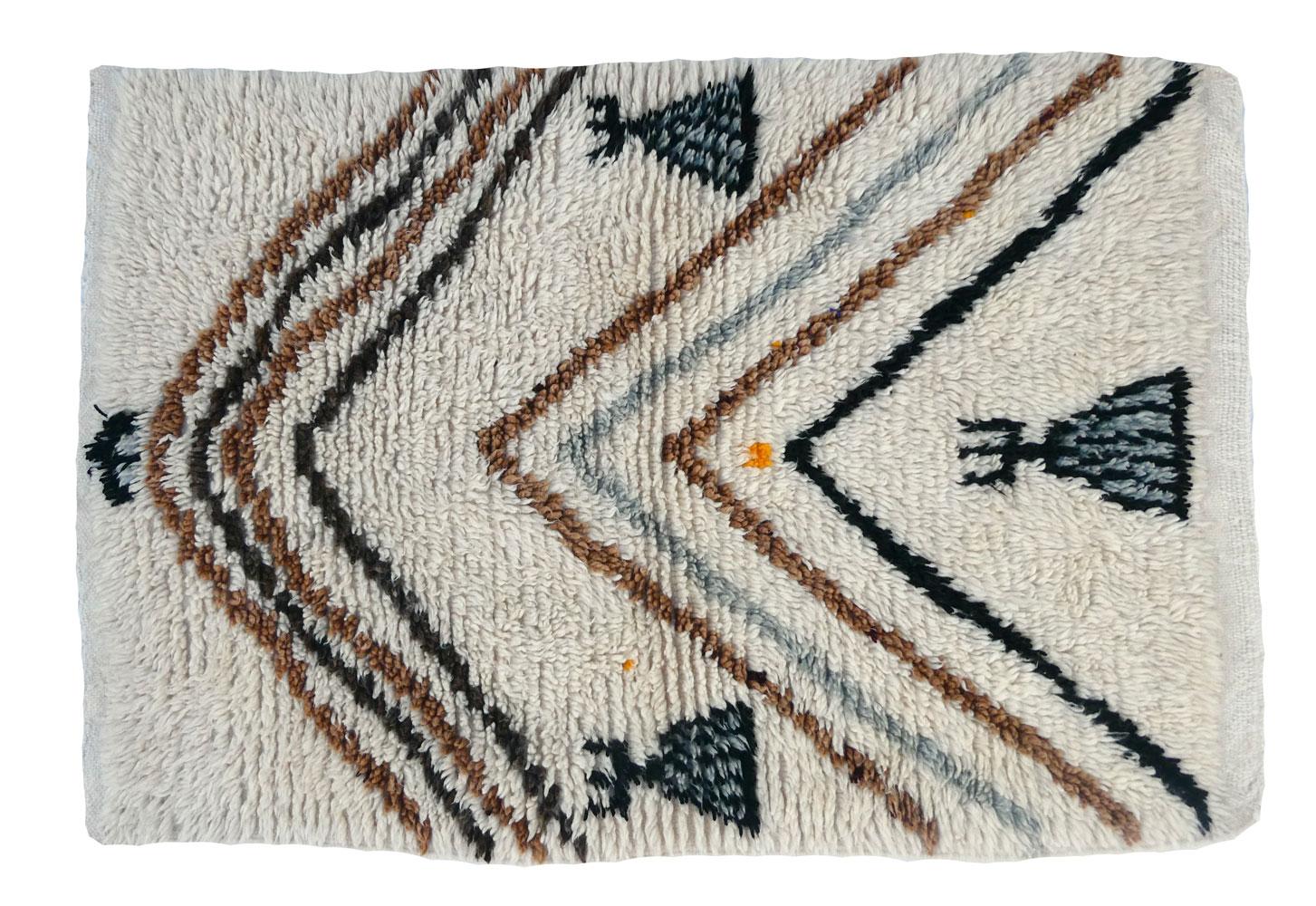 Tapis Azilal marocain 1990 2'8 x 3'11 Bon état - En vente à Los Angeles, CA