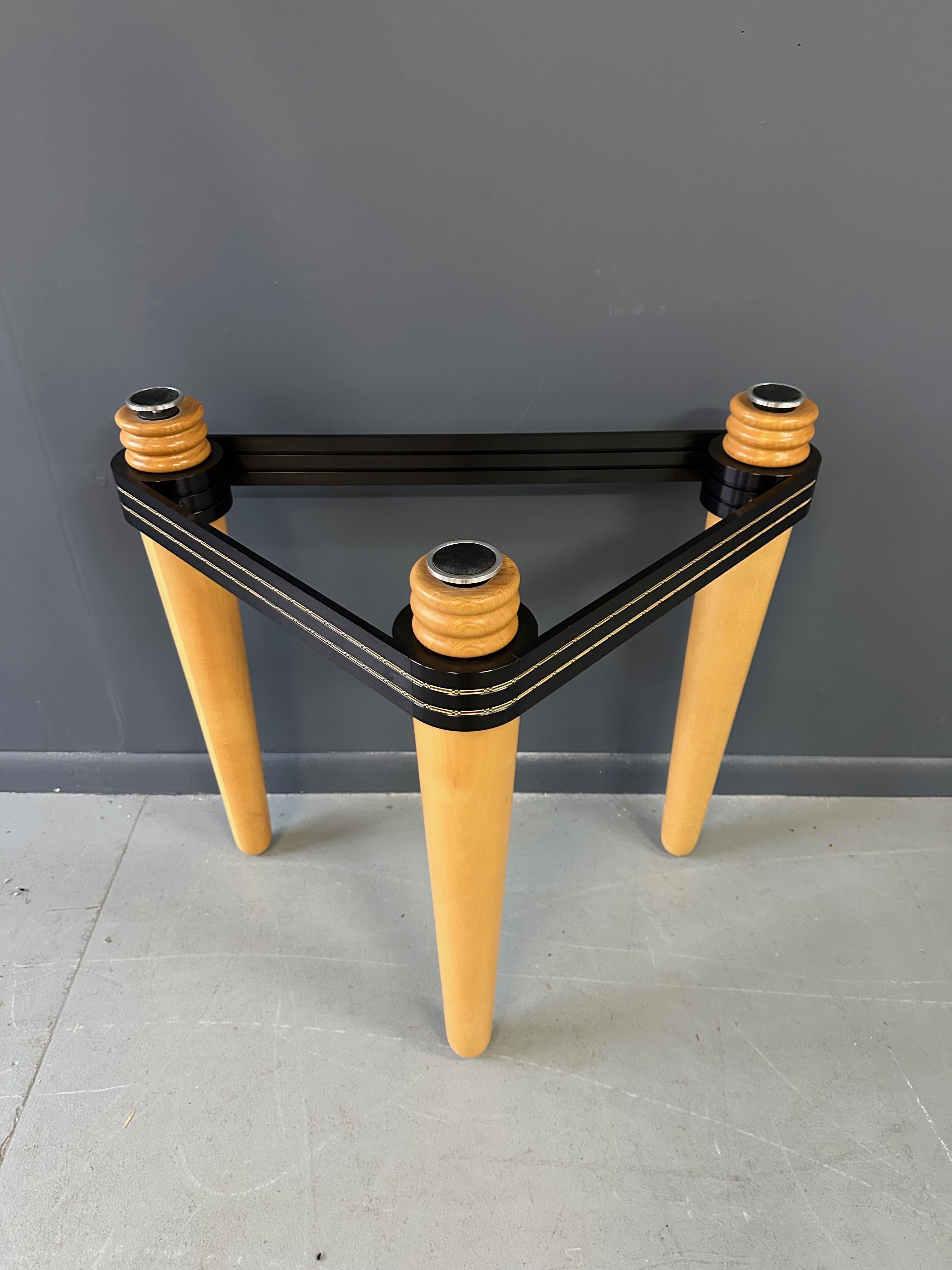 20ième siècle Table d'entrée post-moderne Demi-Lune conçue par Kaiser Newman en hêtre, 1990 en vente
