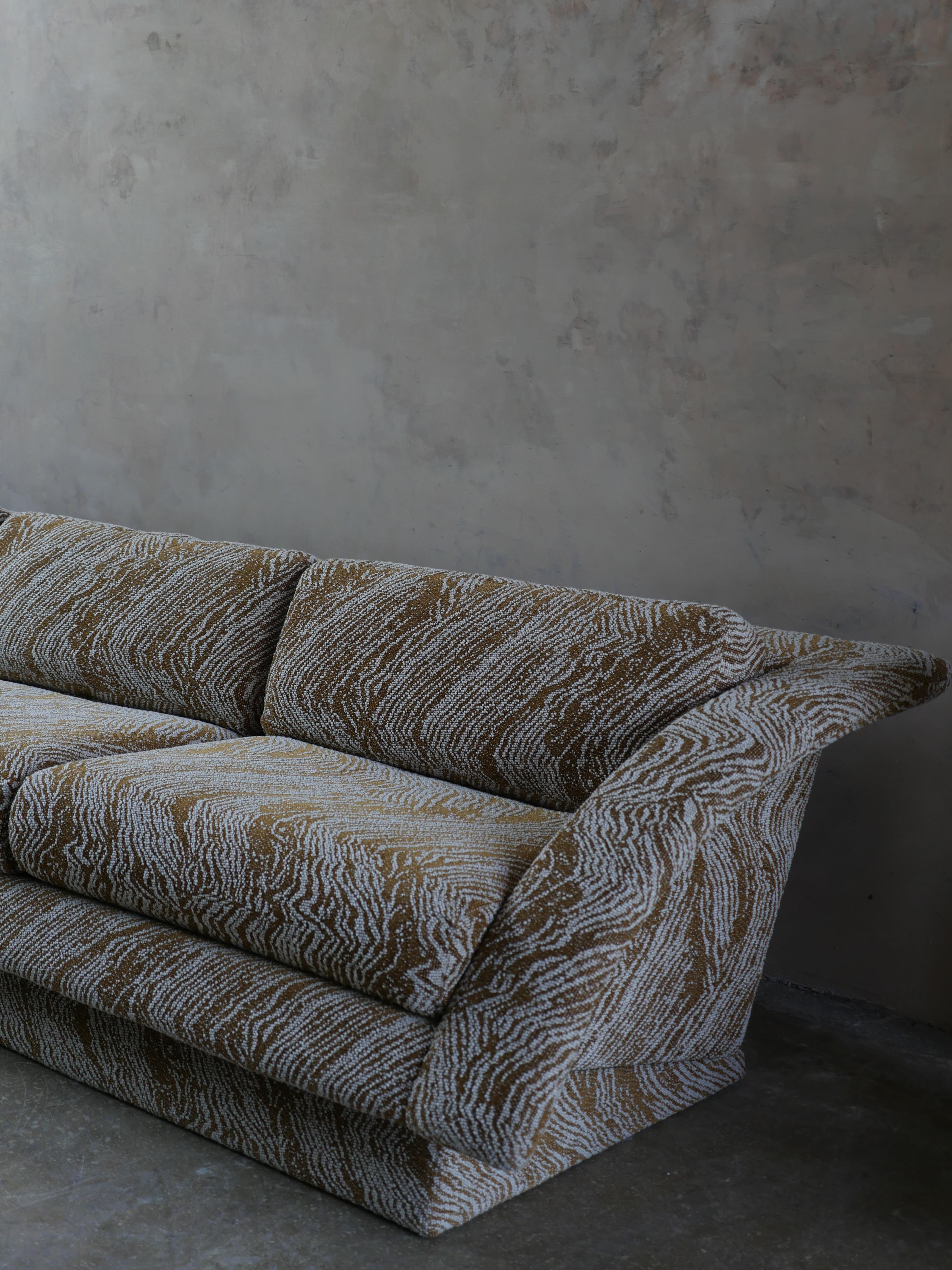 Late 20th Century 1990s Postmodern Preview Furniture Designer Sofa New Chenille/Boucle Upholstery For Sale