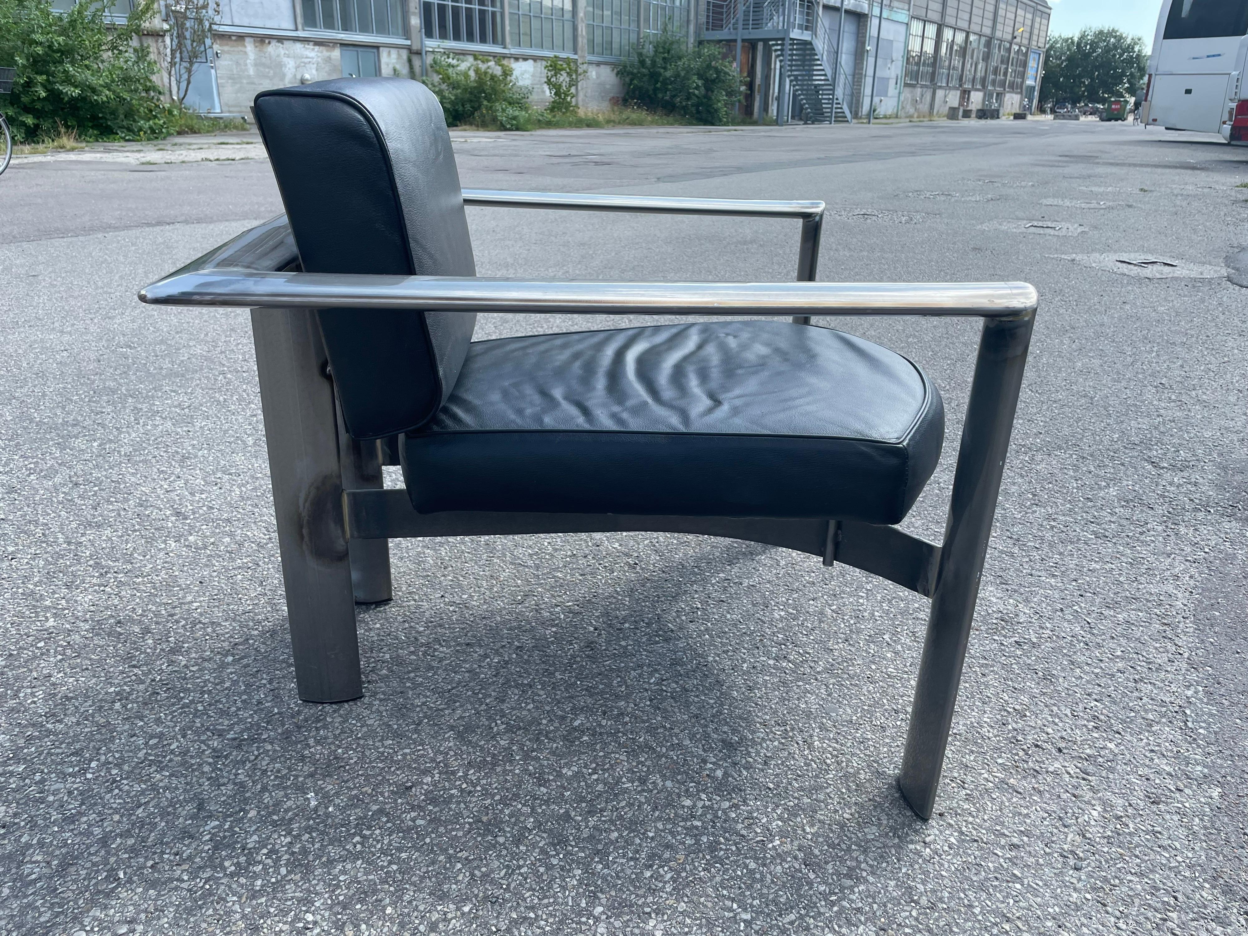 Steel 1990´s Design Chair For Sale