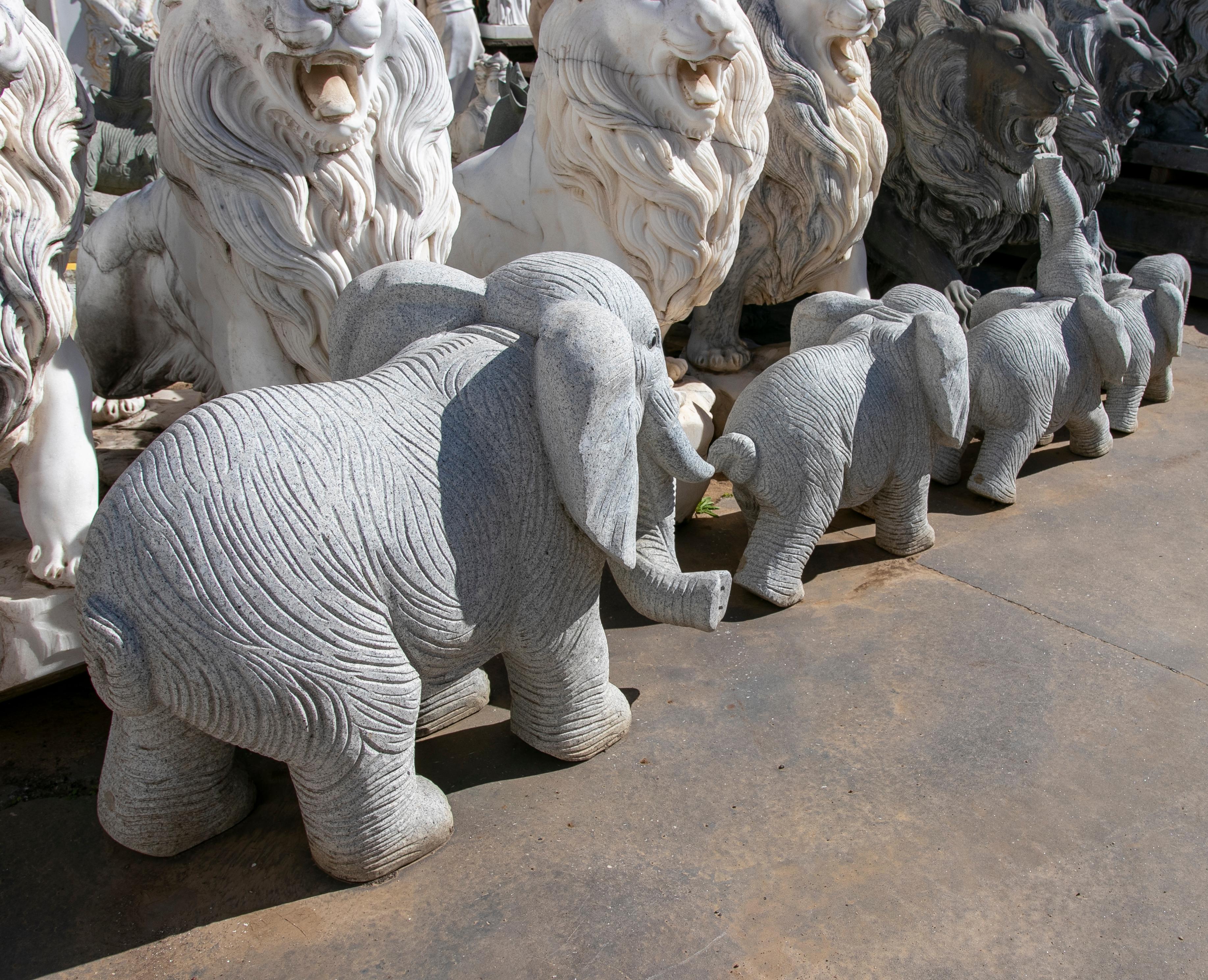 1990 Spanish Handcarved Grey Granite Stone Family Set of Elephants For Sale 2