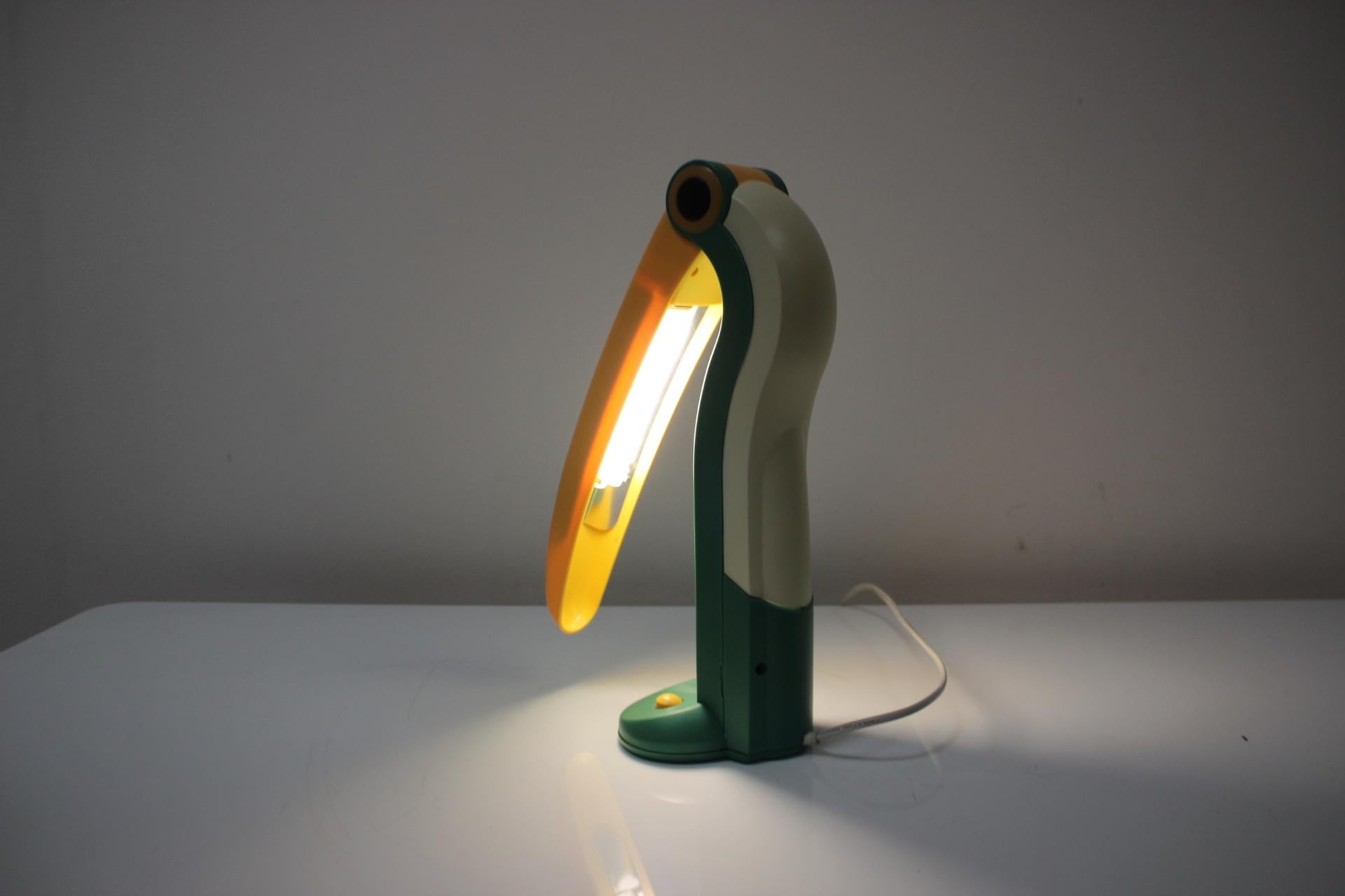 1990, Table Lamp Toucan, Designer H.T. Huang For Sale 6