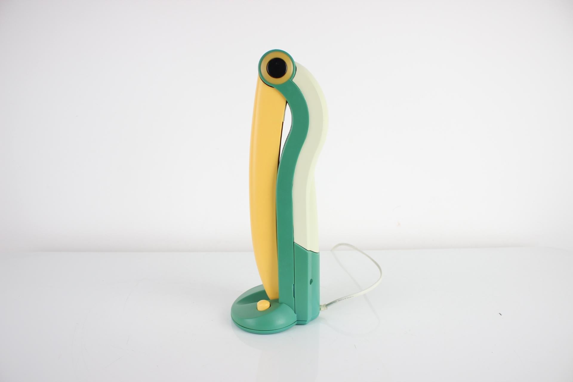 1990, Table Lamp Toucan, Designer H.T. Huang In Good Condition For Sale In Praha, CZ