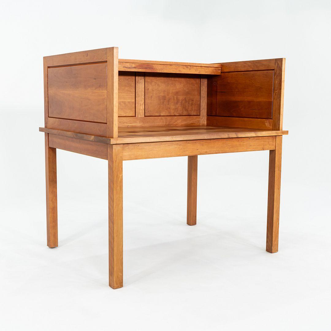 Americano 1990 Thomas Moser Library Desk in legno massiccio di ciliegio 48x37 in in vendita