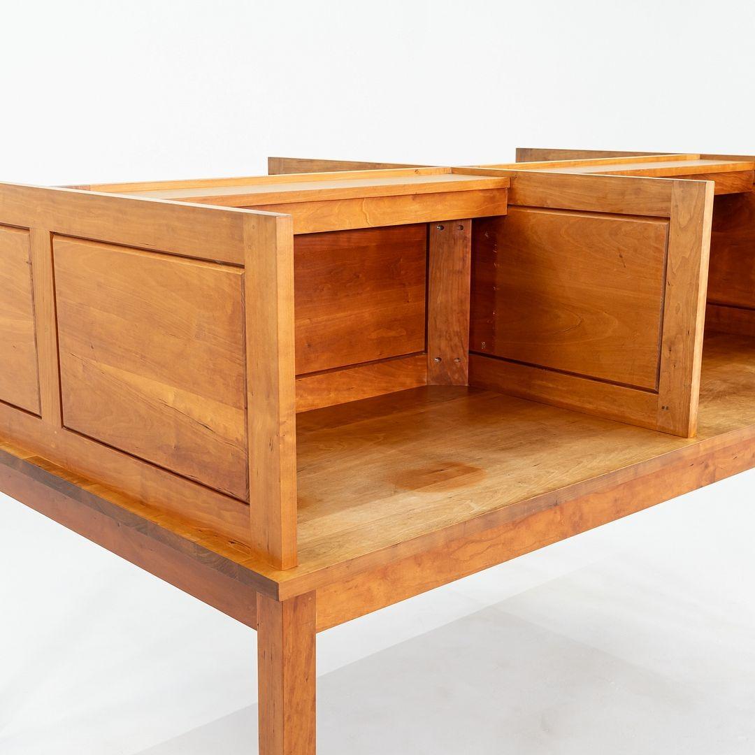 1990 Thomas Moser Library Desk in legno massiccio di ciliegio 72x48 in 2x Disponibile in vendita 5