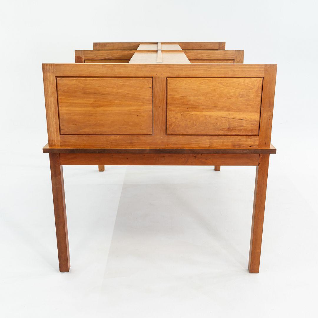 Moderno 1990 Thomas Moser Library Desk in legno massiccio di ciliegio 72x48 in 2x Disponibile in vendita