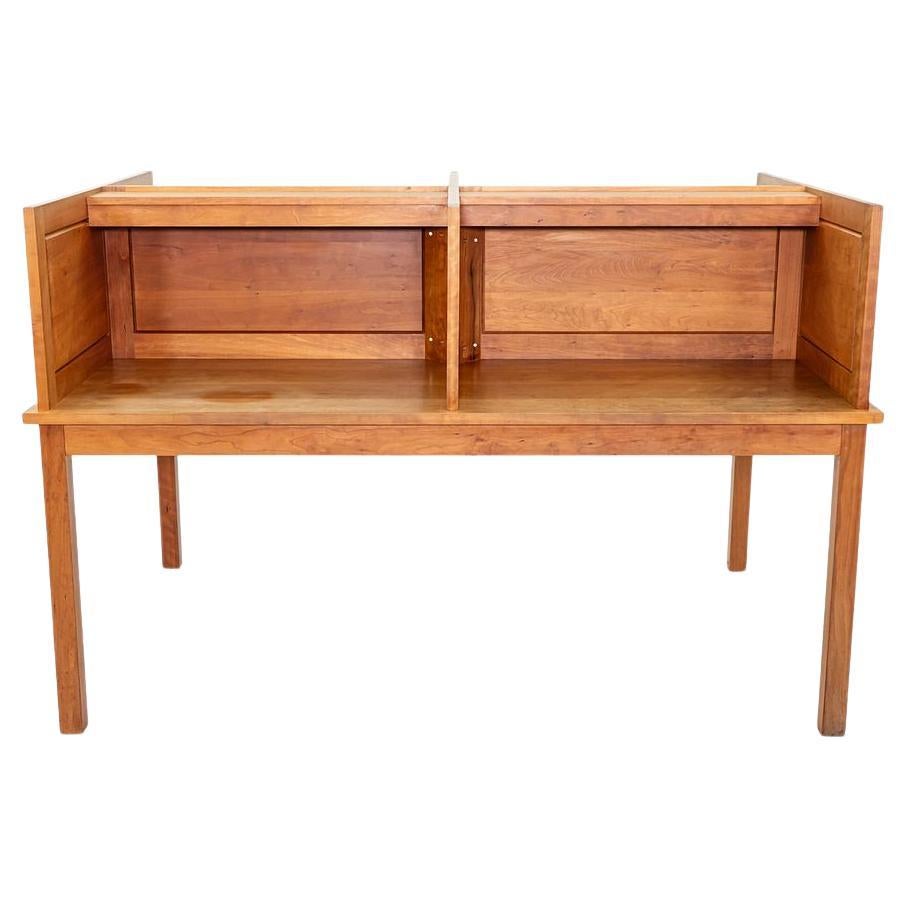 1990 Thomas Moser Library Desk in legno massiccio di ciliegio 72x48 in 2x Disponibile