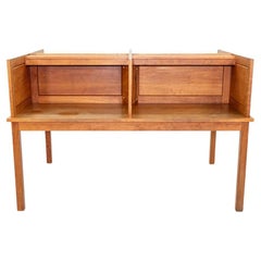 1990 Escritorio de biblioteca Thomas Moser de madera maciza de cerezo 72x48 en 2x Disponible