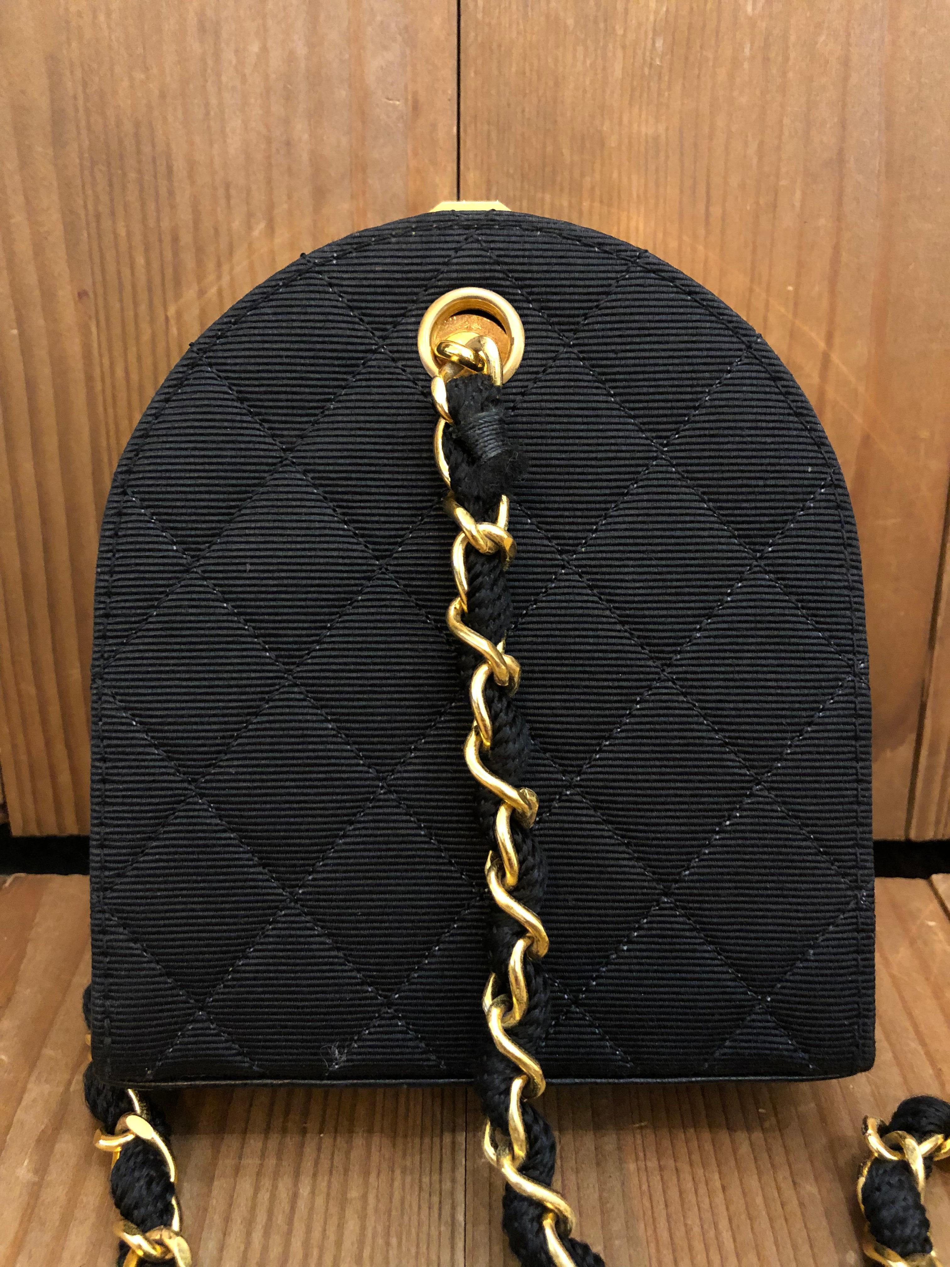 1990 Vintage CHANEL Black Quilted Canvas Mini Box Clutch Bag In Excellent Condition For Sale In Bangkok, TH