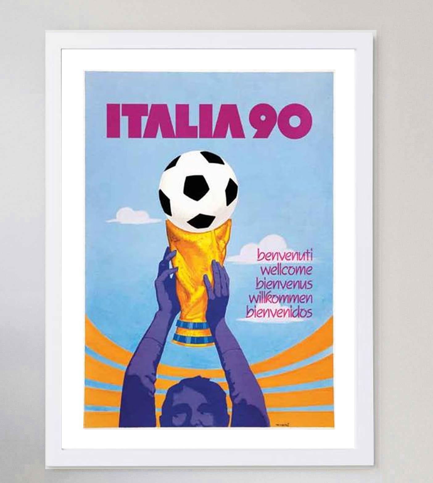 Affiche vintage originale de la Coupe du monde de 1990 d'Italie, 90 Bon état - En vente à Winchester, GB