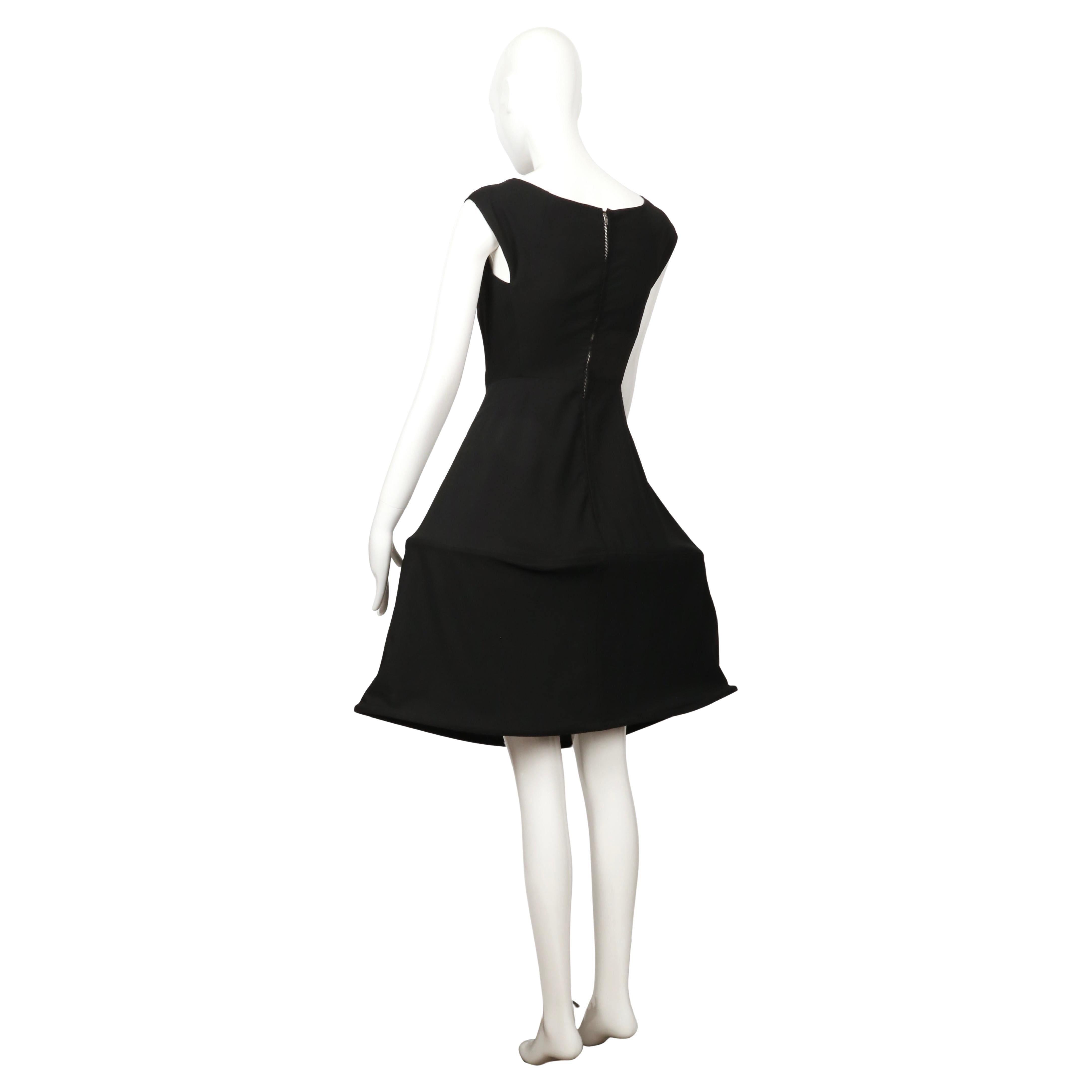 1990 YOHJI YAMAMOTO - Robe à cerceaux noire à coutures asymétriques en vente 4