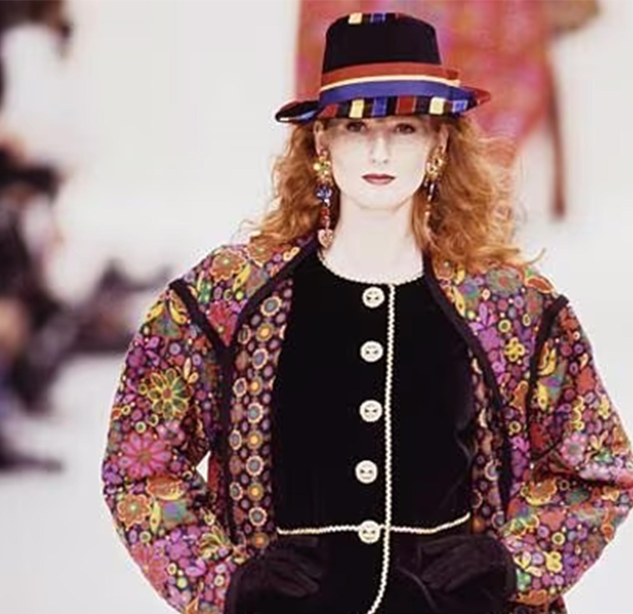 1990 Yves Saint Laurent Hemdblusenkleid mit buntem abstraktem Druck und abstraktem Druck im Angebot 3