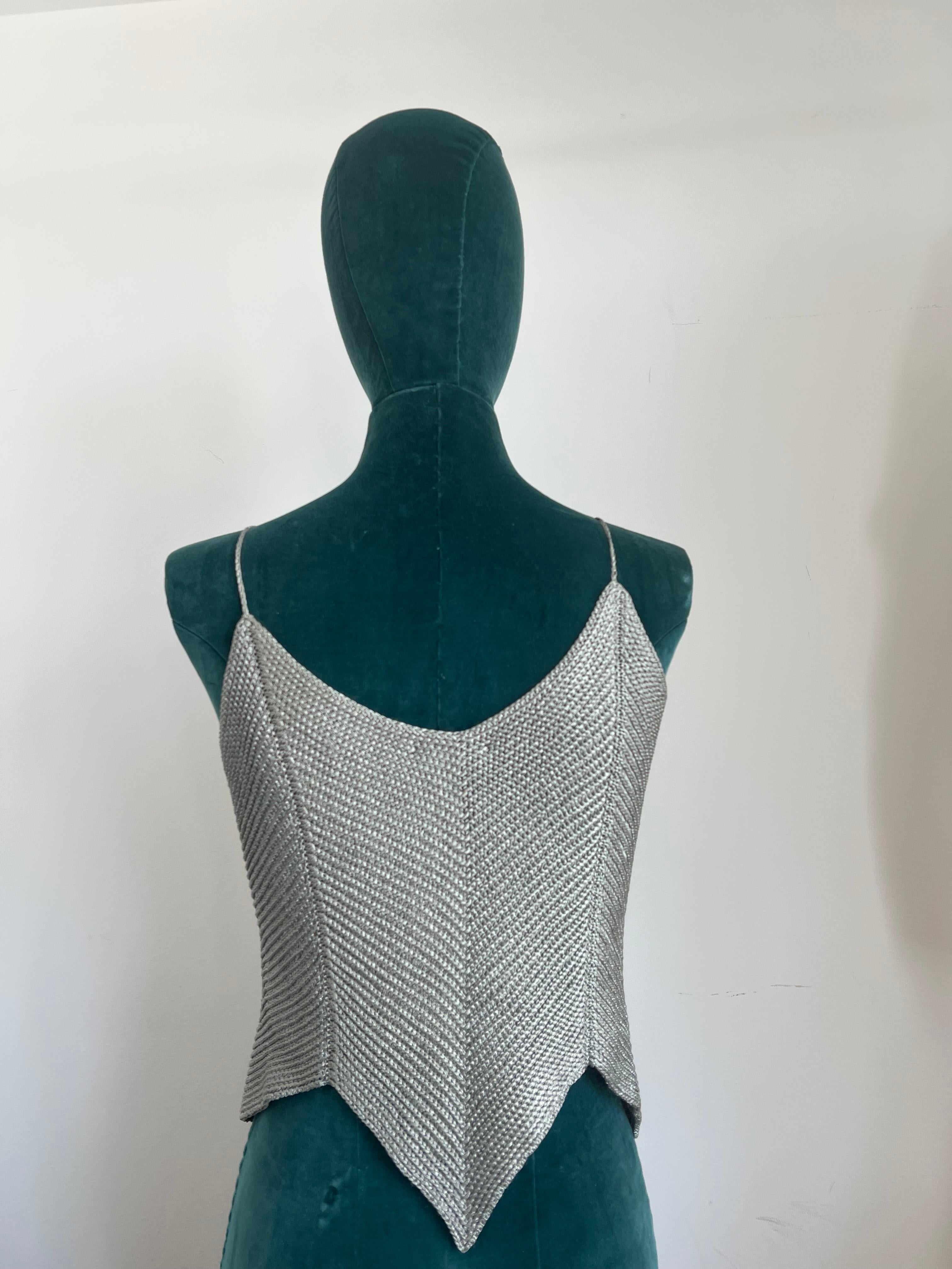 1990a Chanel Runway Knit silver Camisoles with  In Good Condition For Sale In Toronto, CA